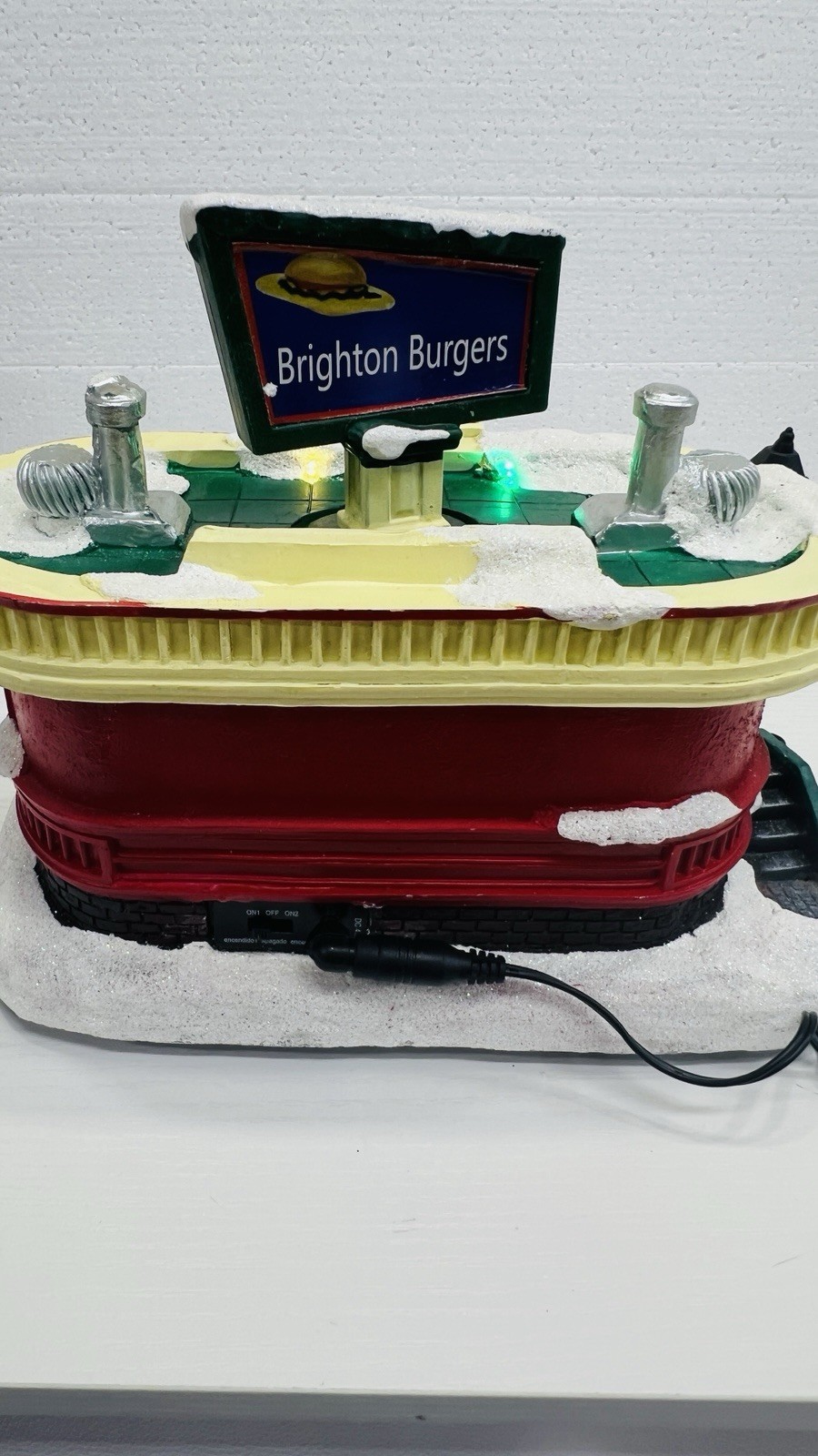 Carole Towne Christmas Village 2022 Brighton Burgers Diner20th Anniversary w/Box