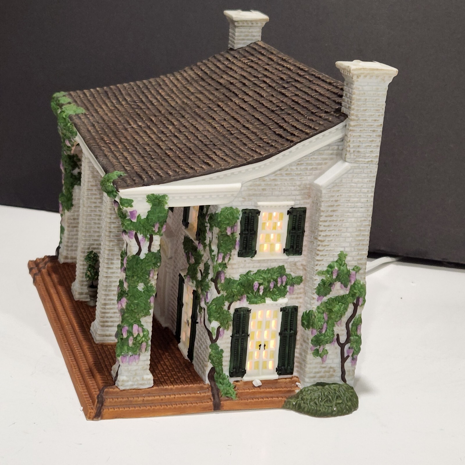 Department 56 GONE WITH THE WIND Christmas Village House w/Scarlett O’Hara -READ