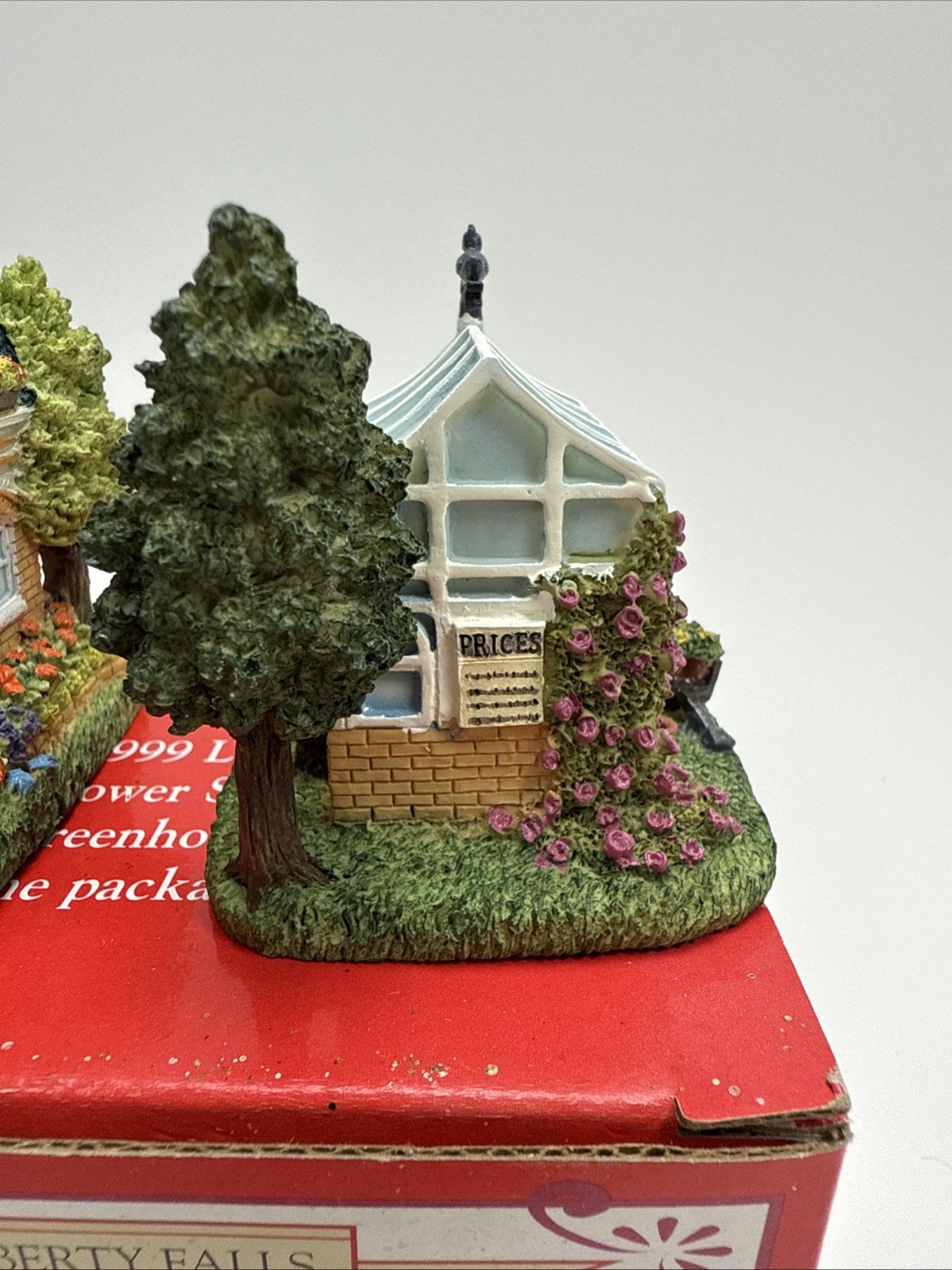 Liberty Falls Collection Rosie’s Flower Shop and Greenhouse HSE3
