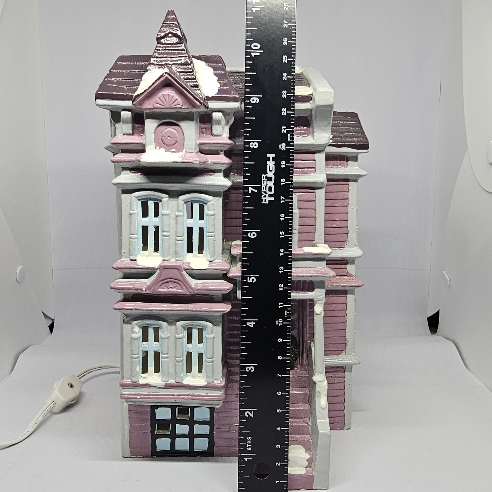 Yuletide Snow Hamlet Lighted Village House “Victorian House”- 1986 No Box