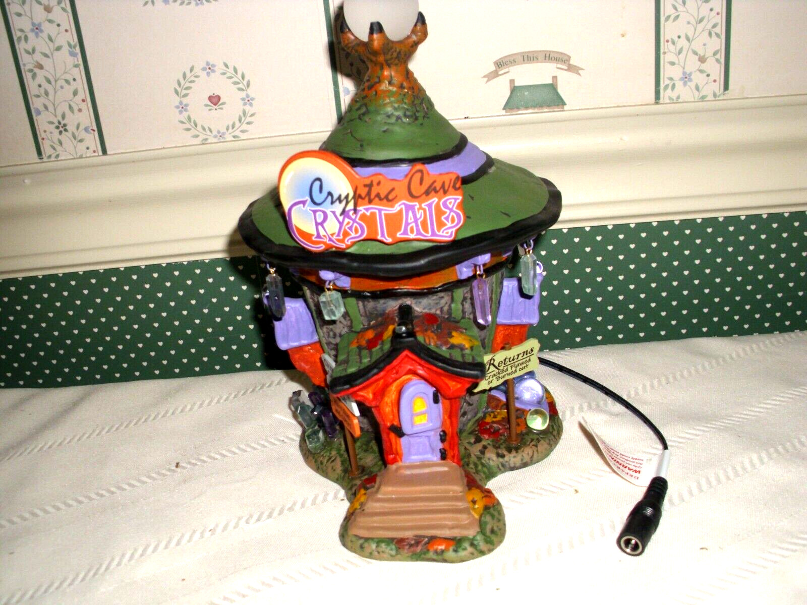 2021-DEPT.56-HALLOWEEN-SNOW VILLAGE-WITCH HOLLOW-CRYPTIC CAVE CRYSTALS-NEW