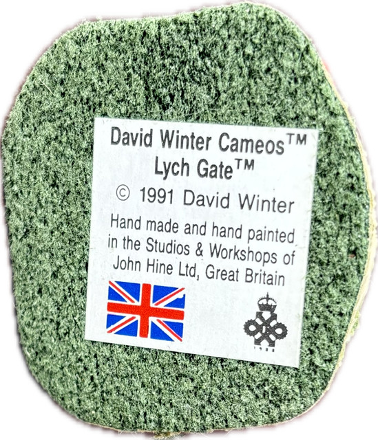 David Winter Cottages Cameos Mini Village Set England Hand Painted Cottage Lot