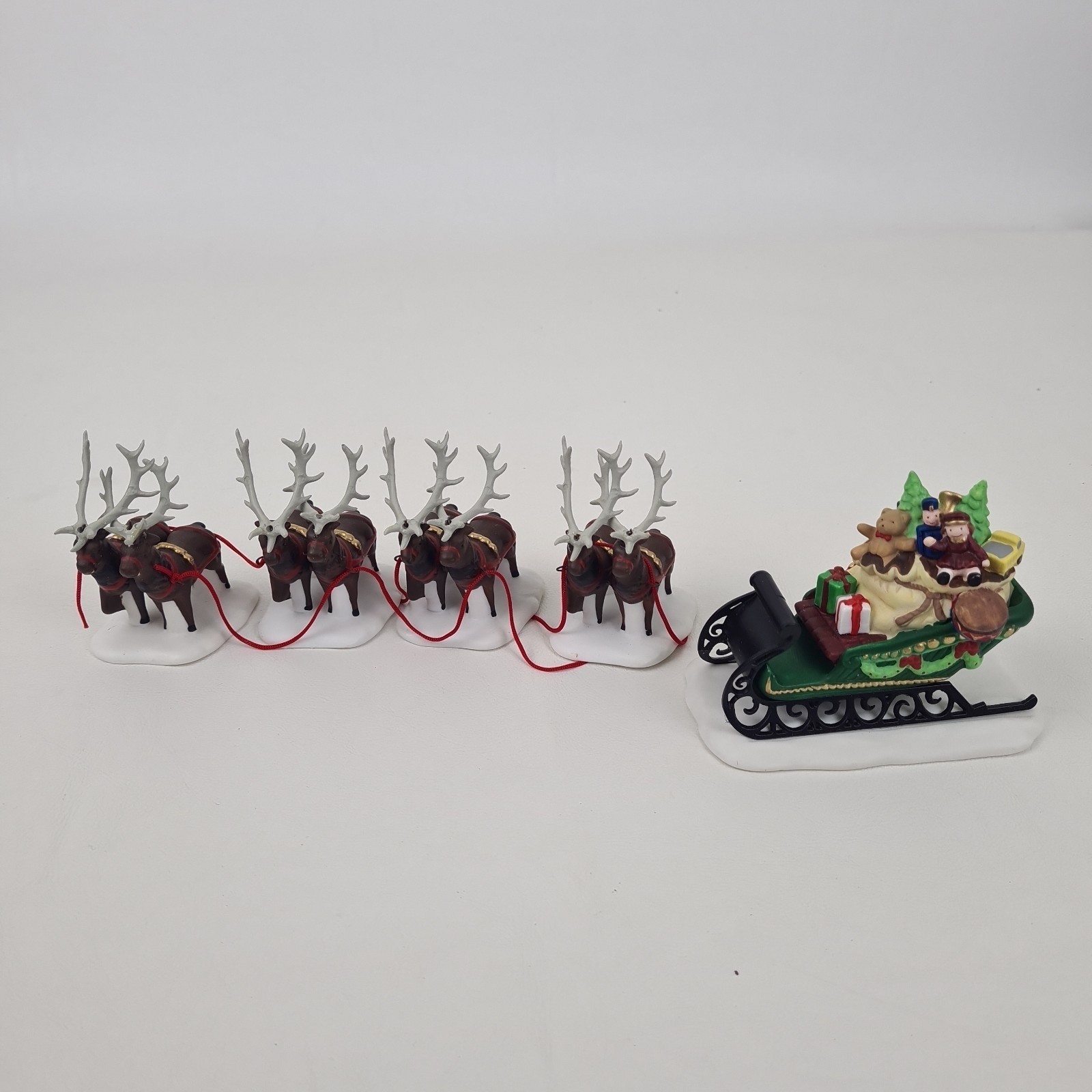 Department 56 “Sleigh & Eight Tiny Reindeer” 56111 Christmas Collection