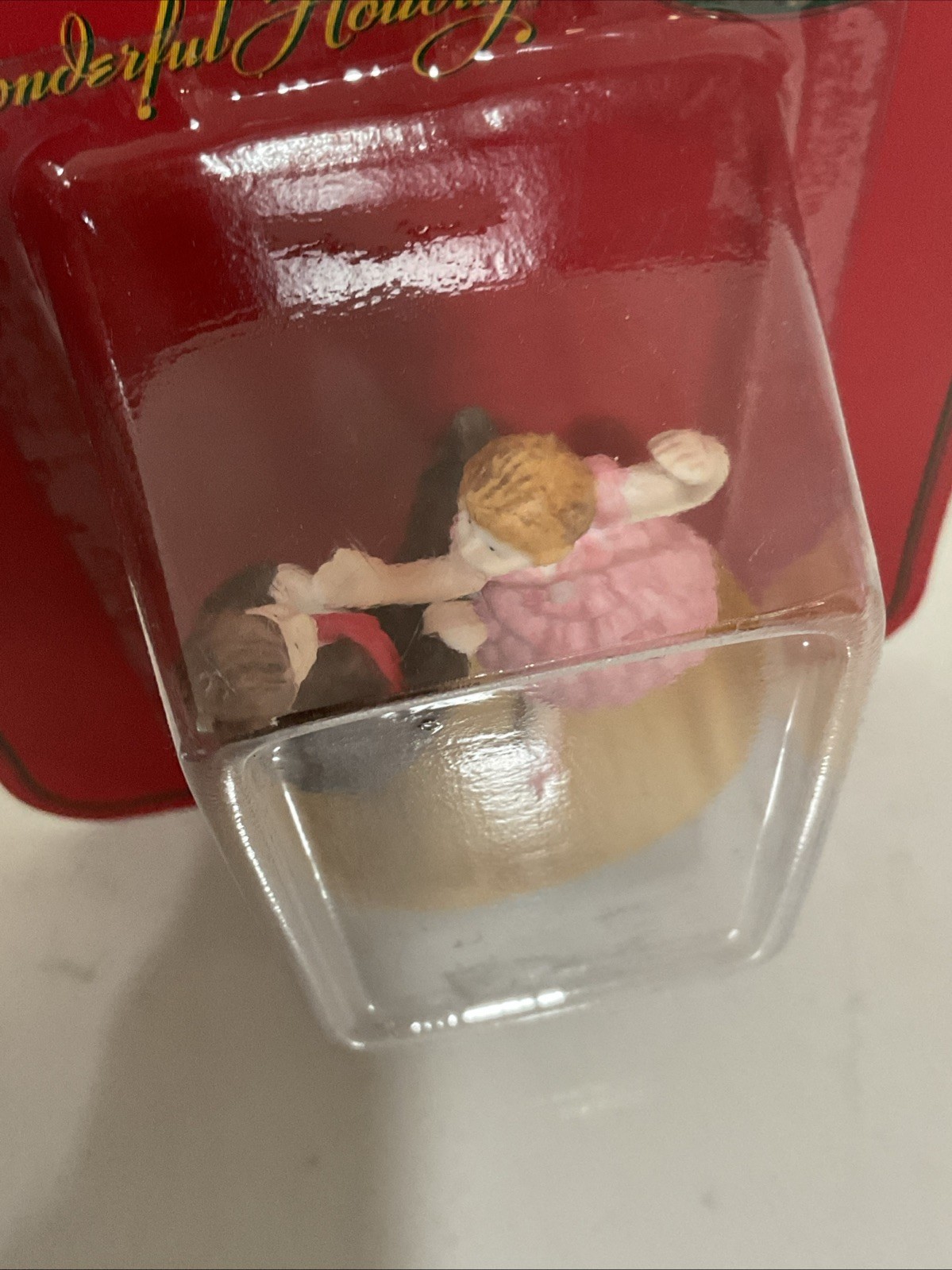 1998 It’s A Wonderful Life George & Mary Dancing Porcelain Figurine New NIP