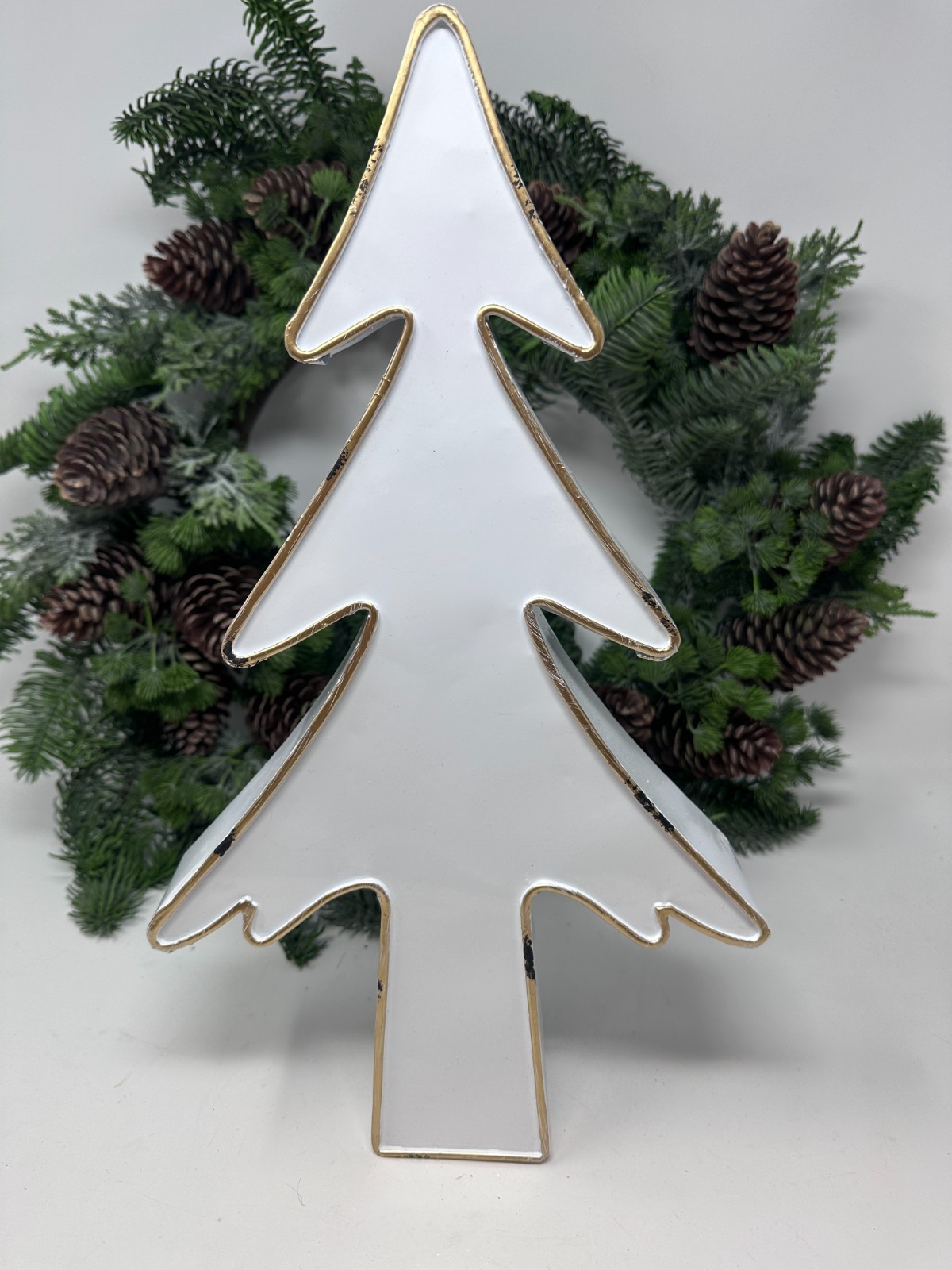 2D Metal Christmas Trees, Red, Green, White, Christmas Decor, Centerpiece, NEW