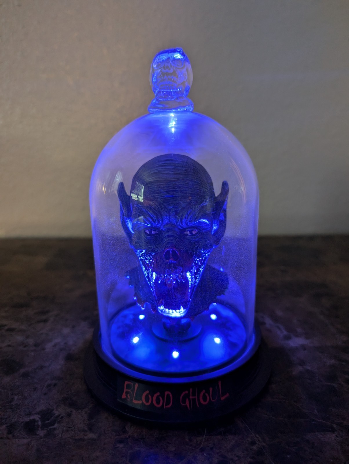 Hawthorne Village Heads Of Horror Glass Dome Collection : Blood Ghoul