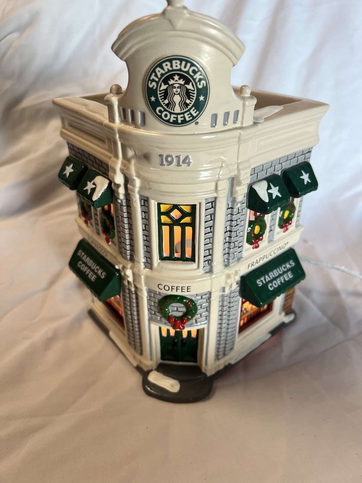 Dept 56 Snow Village “Starbucks Coffee” Ceramic Building #54859 MINT