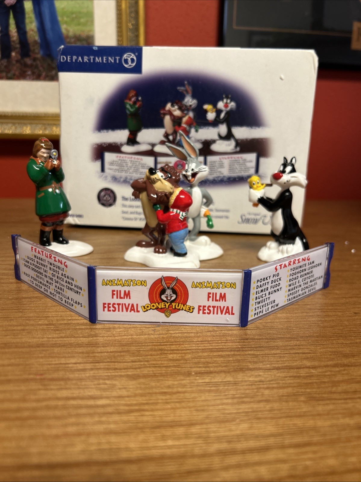 Dept 56 “The Looney Tunes Animation Film Festival” #54983 ORIGINAL BOX Brand New