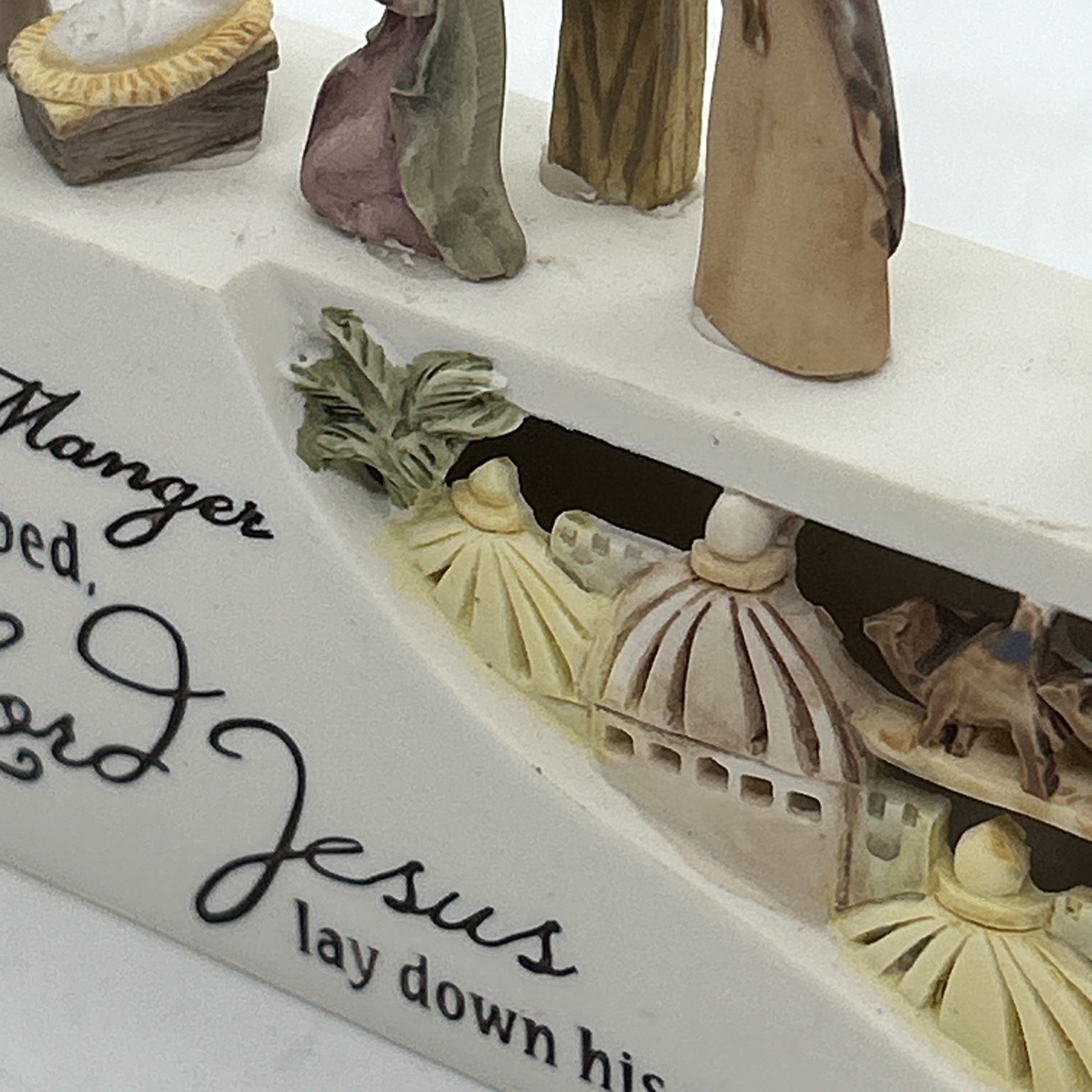 Light Up Nativity Christmas Scene Away In A Manger Table Top 3D Diorama