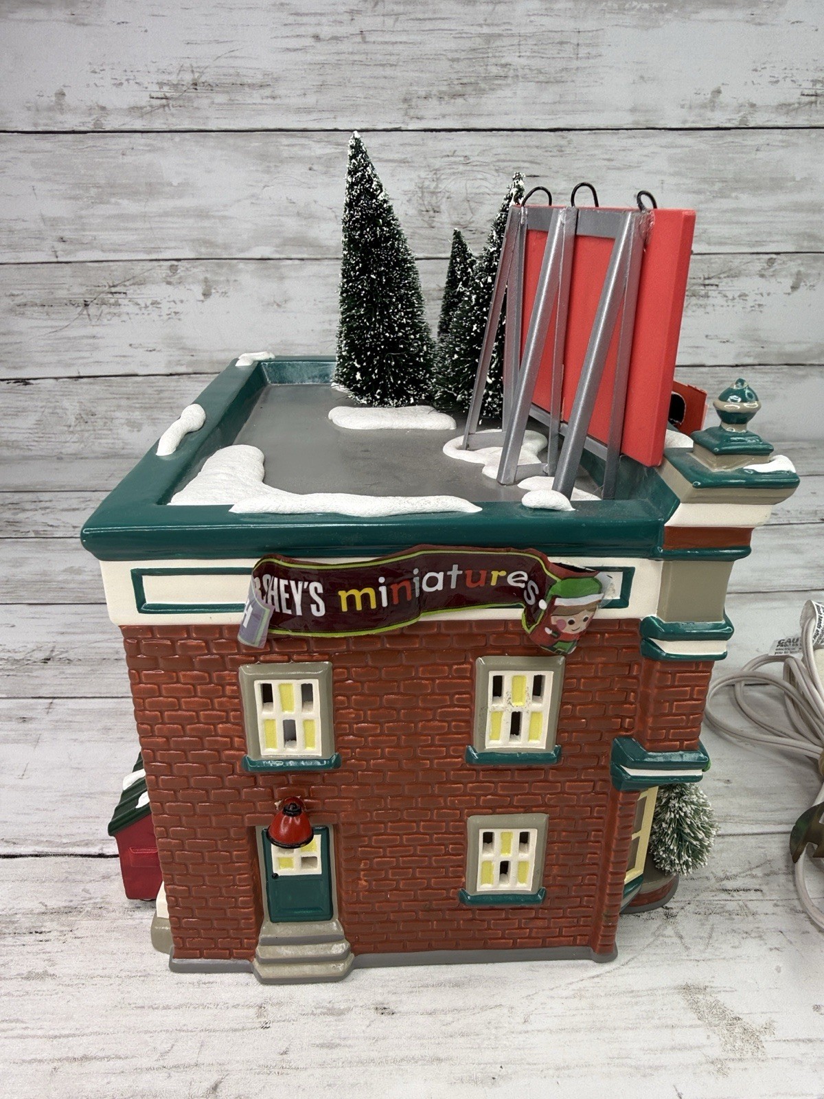 Dept 56 Snow Village “Hershey’s Chocolate Shop” 54913 read description