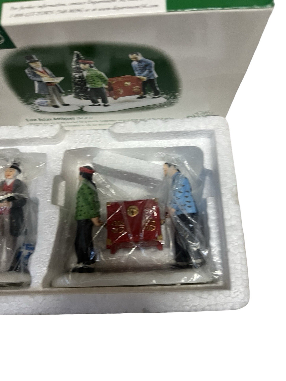 Department 56 The Heritage Village “Fine Asian Antiques” Set of 2 Figures New