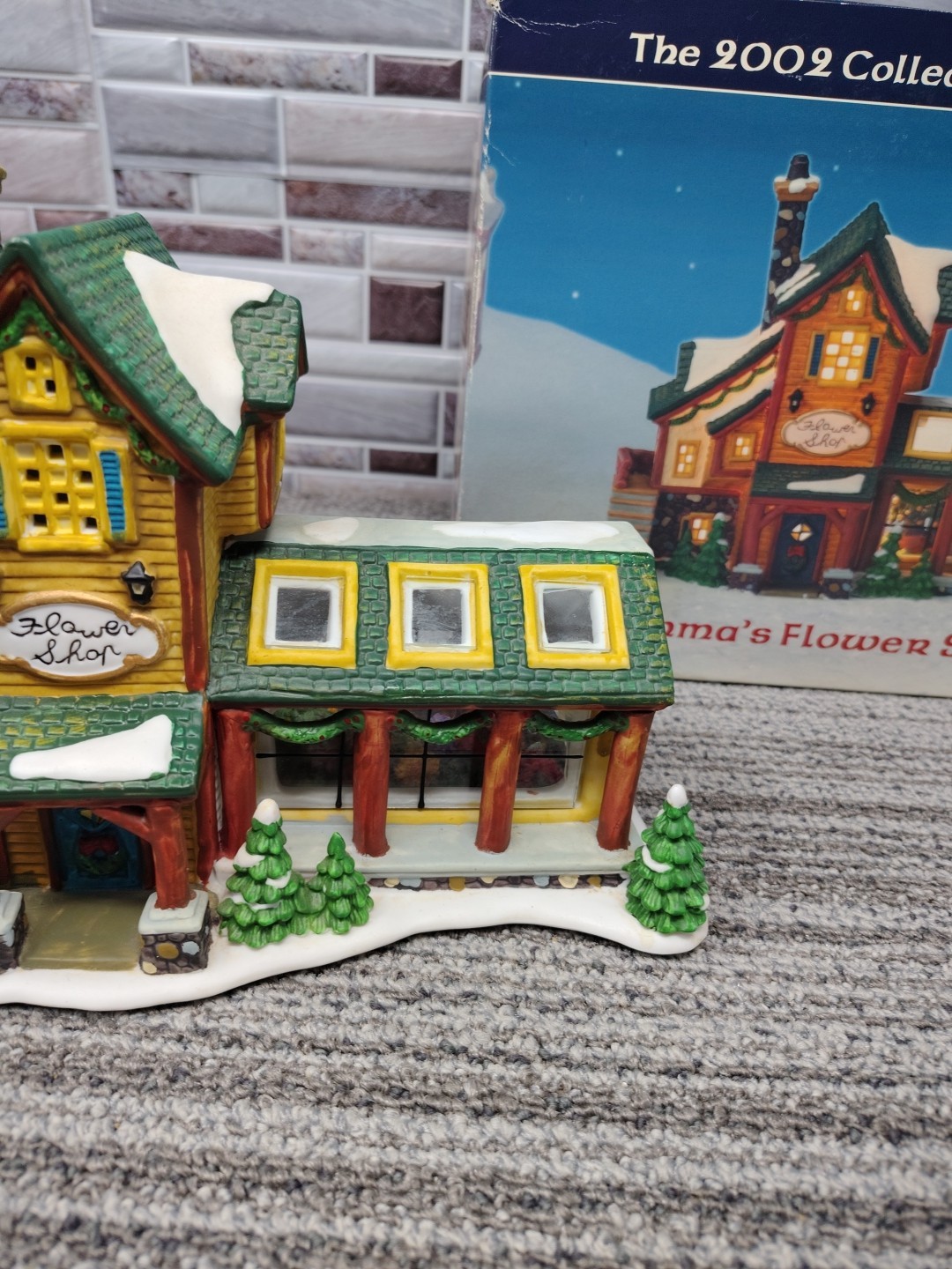 2002 Emma’s Flower Shop Carole Town Collection Christmas Village NO LIGHT