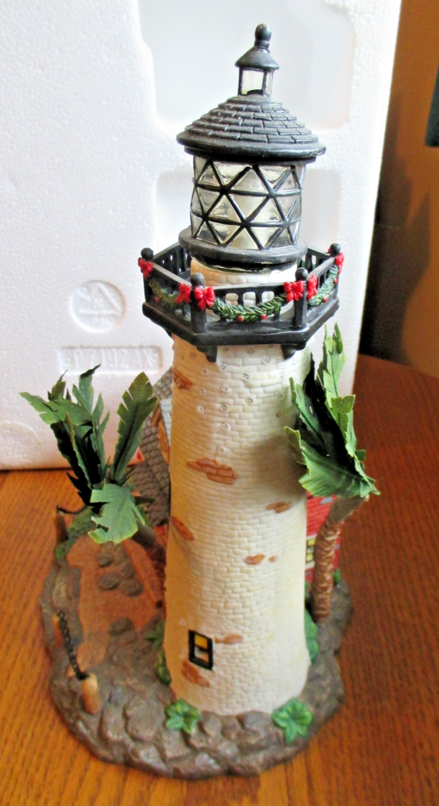 O’Well Harborside Village Deluxe Porcelain Lighted Fiber Optic Lighthouse – READ