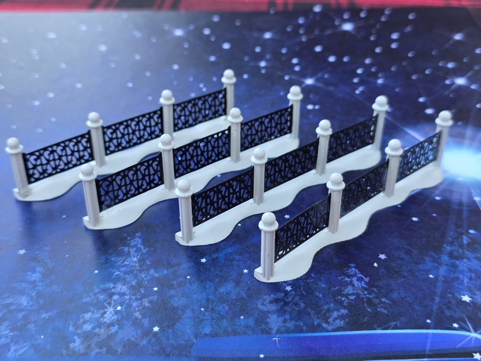 DEPT 56 VILLAGE WROUGHT IRON FENCE 5999-4 SNOW VILLAGE CHRISTMAS