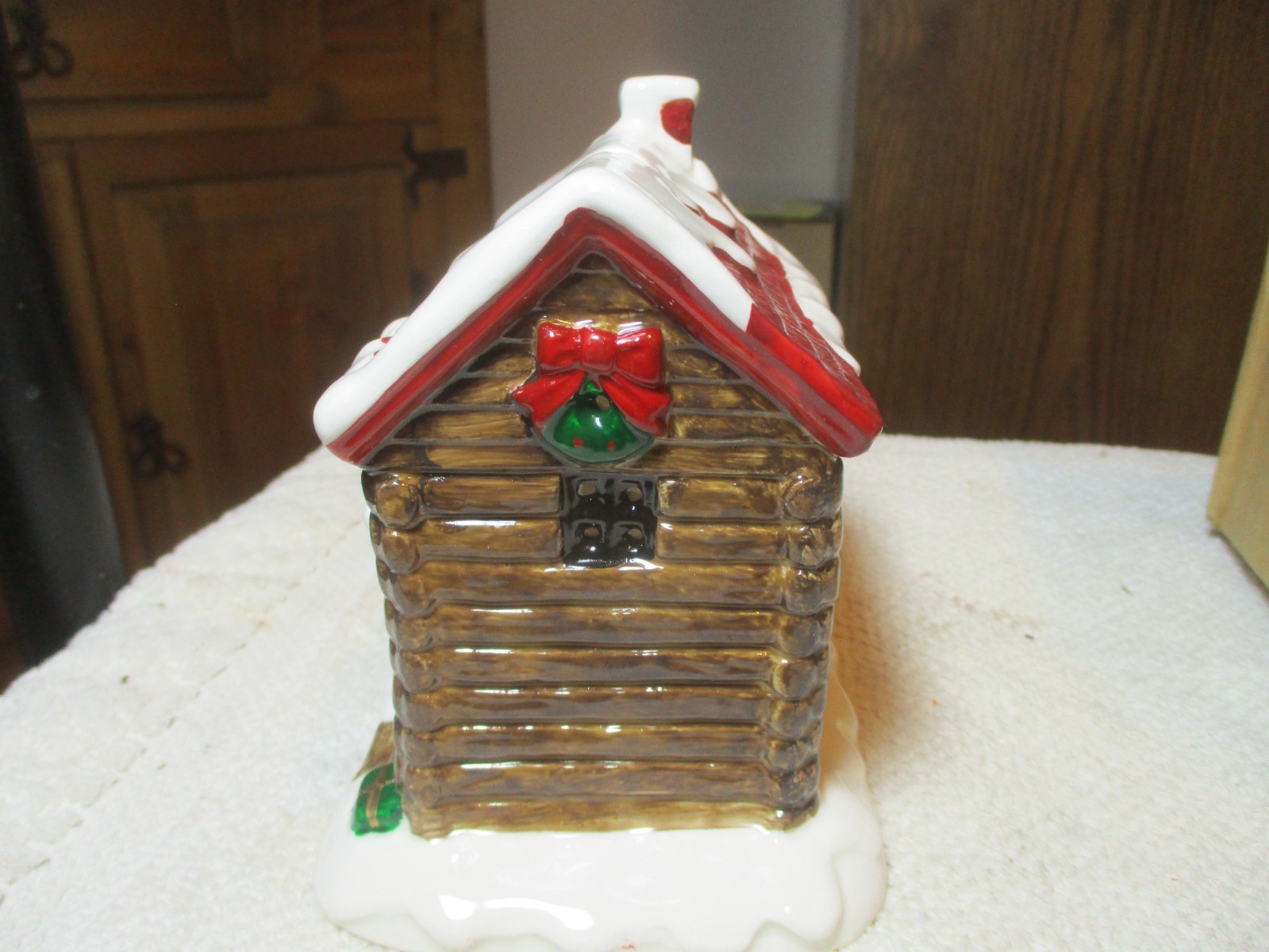 (3) Yuletide Christmas Ceramic Buildings (2) Churches #901A China W/Candles