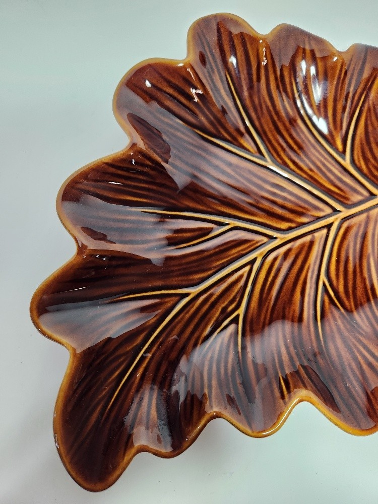 2 Department 56 Leave Design 1 Brown & 1 Gold/Brown Tone Serving Dishes
