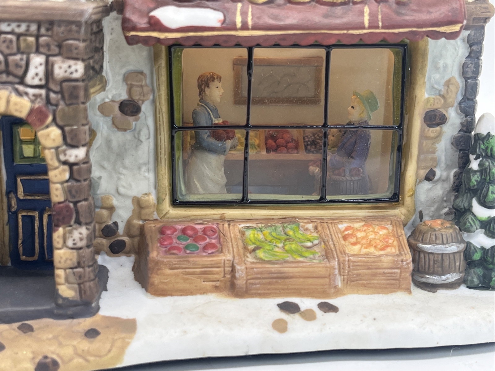 VICTORIAN TRADITIONS COLLECTIBLES Hand Painted Illuminated Porcelain Grocery
