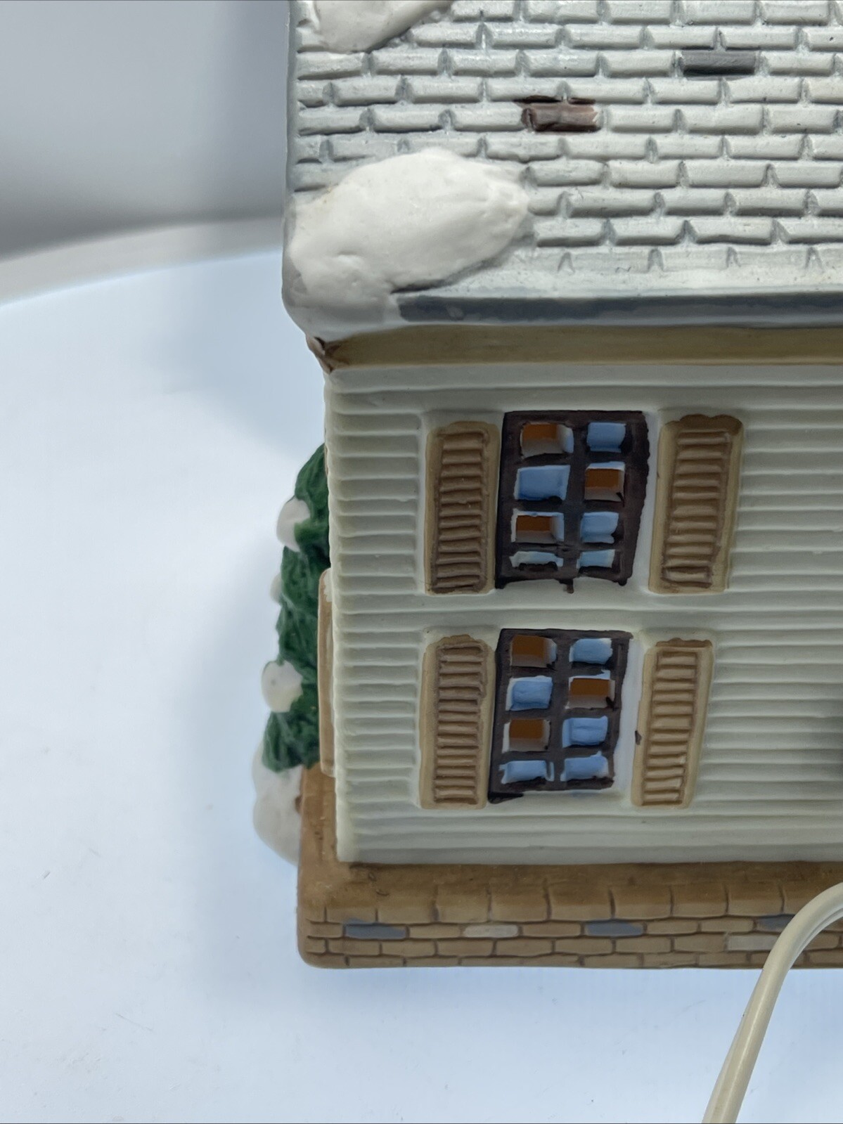 Dickensville Two Story Residential Christmas Village House With Dept 56 Light