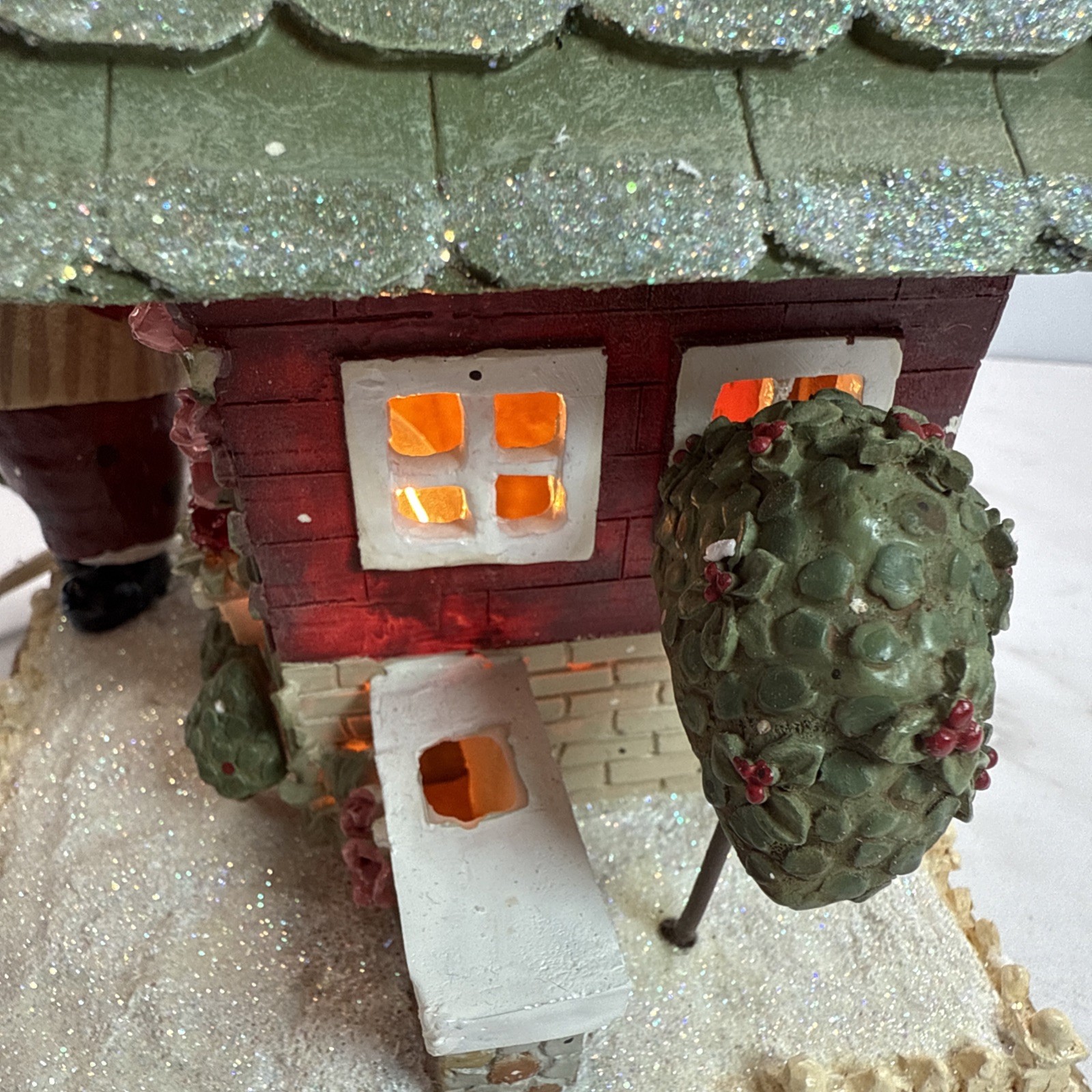 VTG Kurt S. Adler✨Santa’s World✨Welcome Home Tablepiece✨Santa✨Cottage✨Light✨