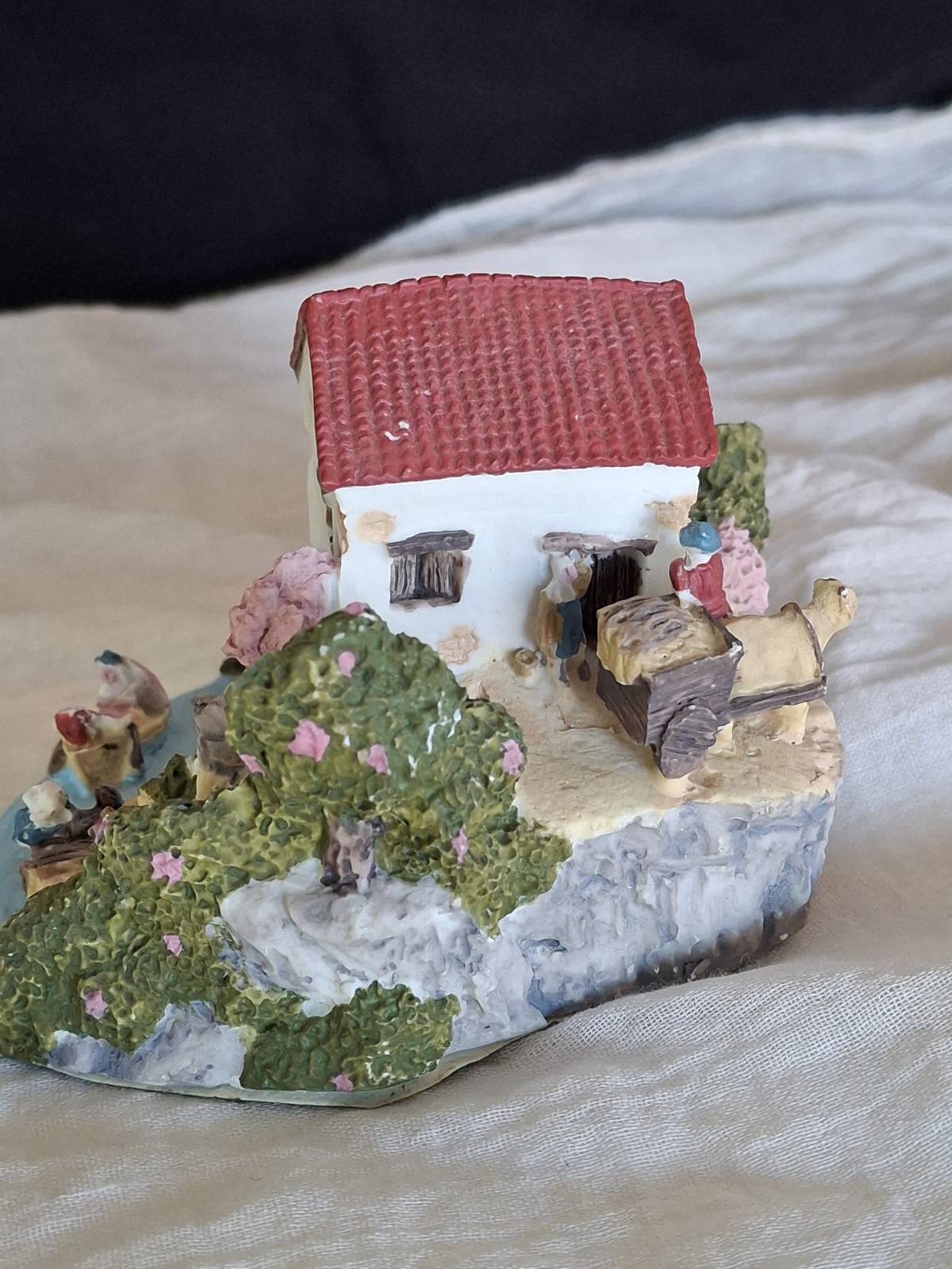 Pueblo Encantado El Molino Pedro’s Mill Miniature Resin House Water Wheel READ