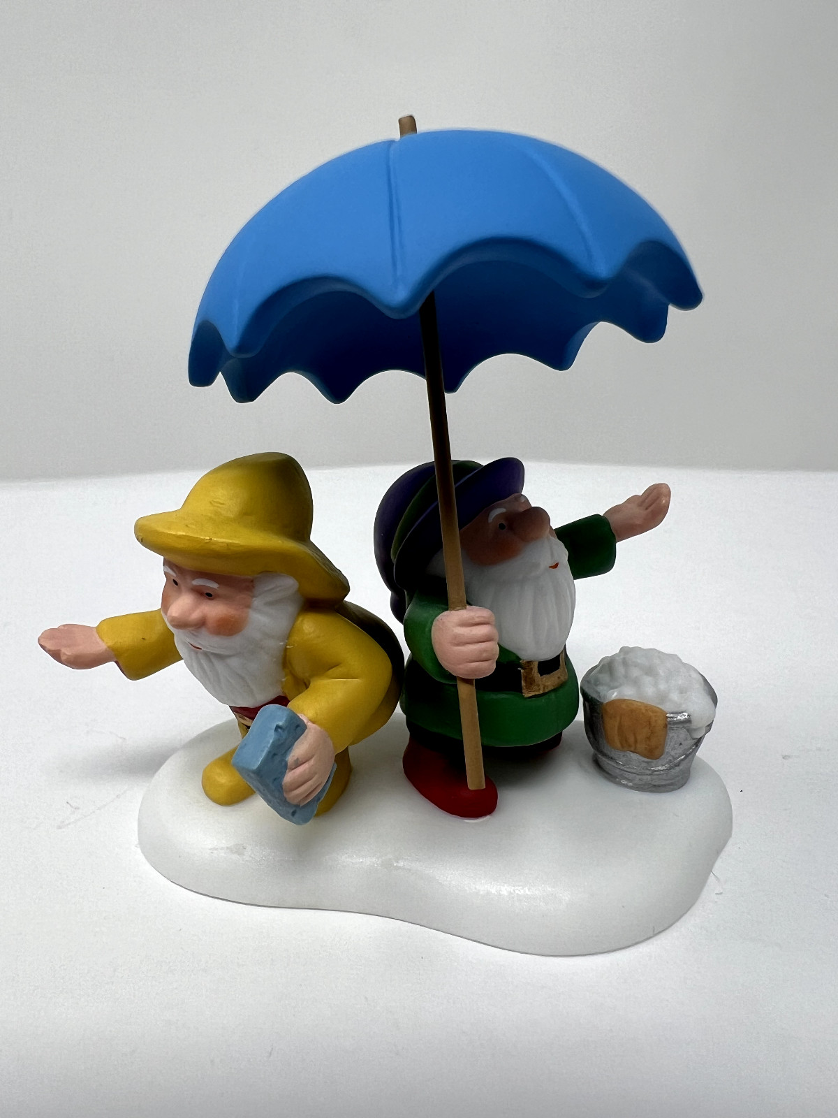 Dept 56 North Pole Village Photo With Santa Car Wash Gifts From Santa 4 Sets