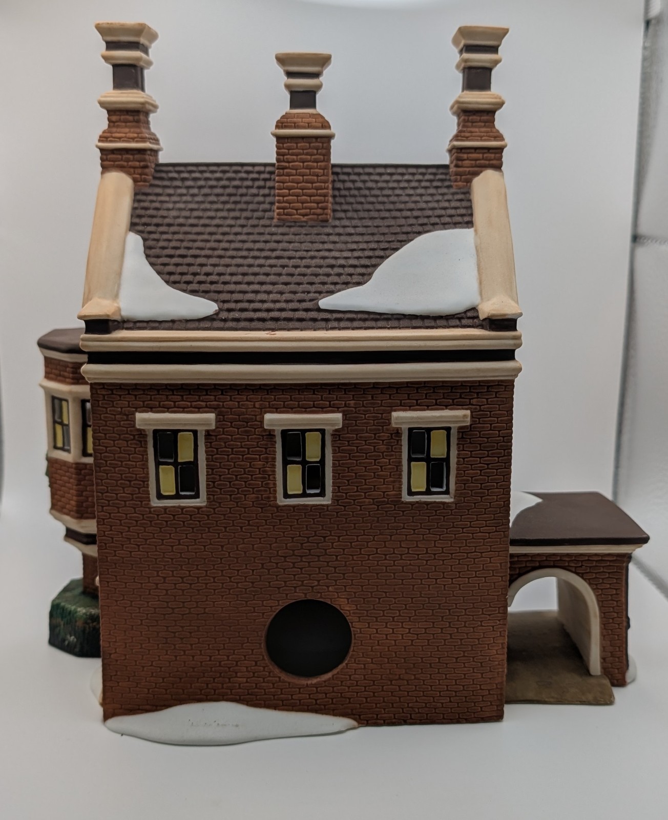 Dept 56 Dickens Village Dursley Manor 58329 Retired Boxed Lighted