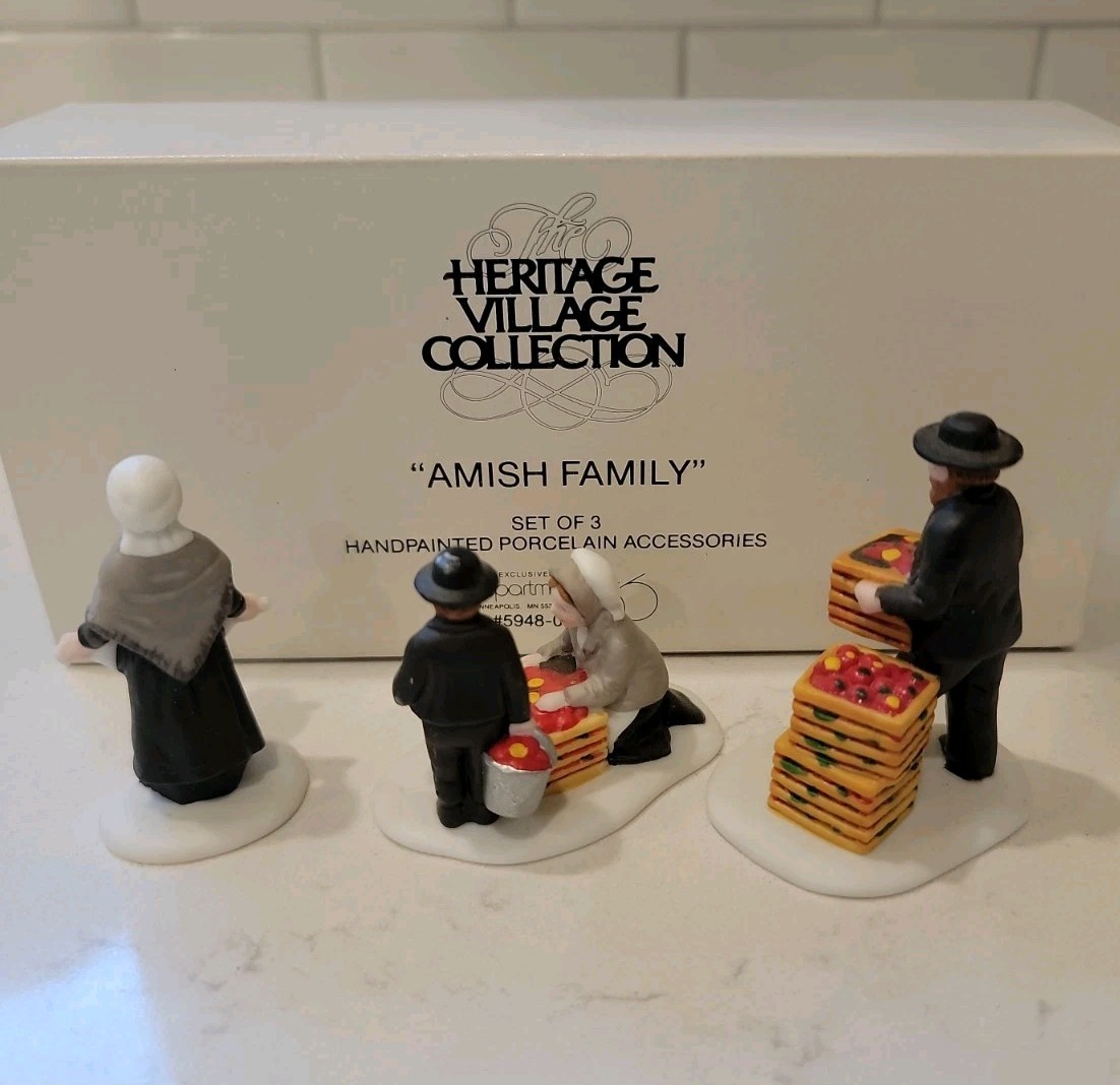 Dept 56 Heritage Village Amish Family Set of 3 #5948-0