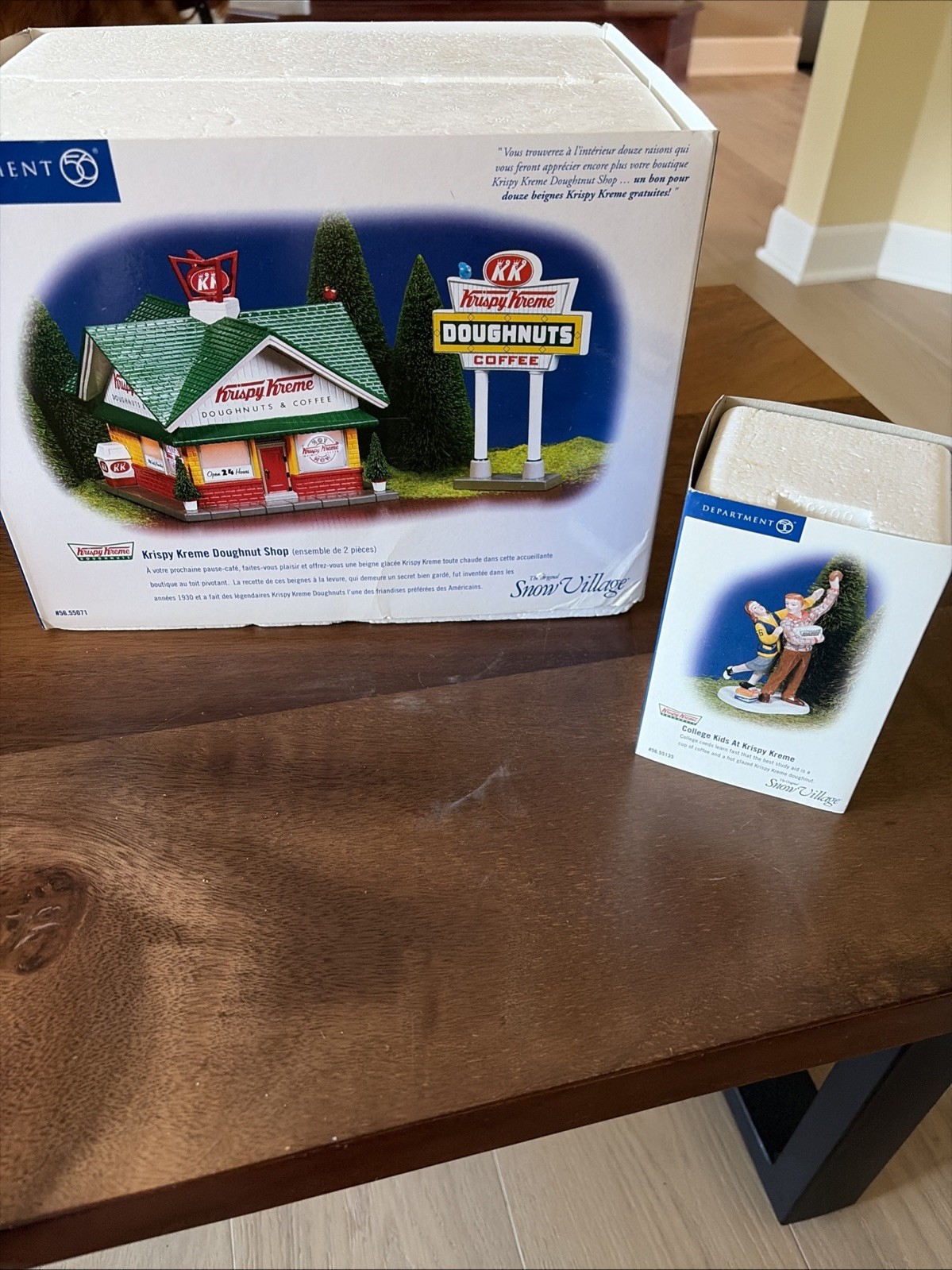 Dept. 56 Krispy Kreme Doughnut Shop Lighted Snow Village Piece & Figurine EUC