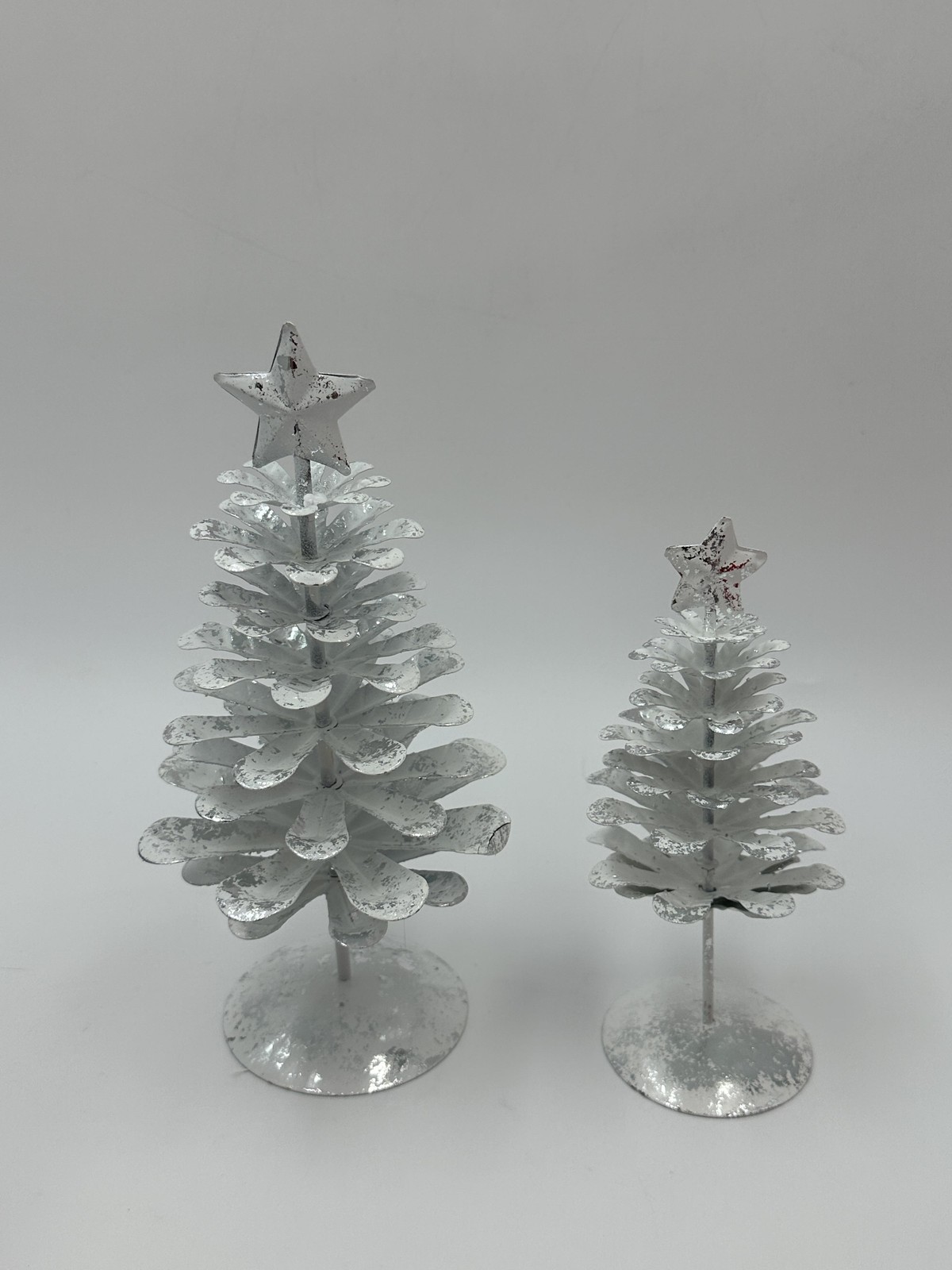 Dept 56 Village Accessories Silver Pines Tin Trees Set Of 2 With Box #4030898