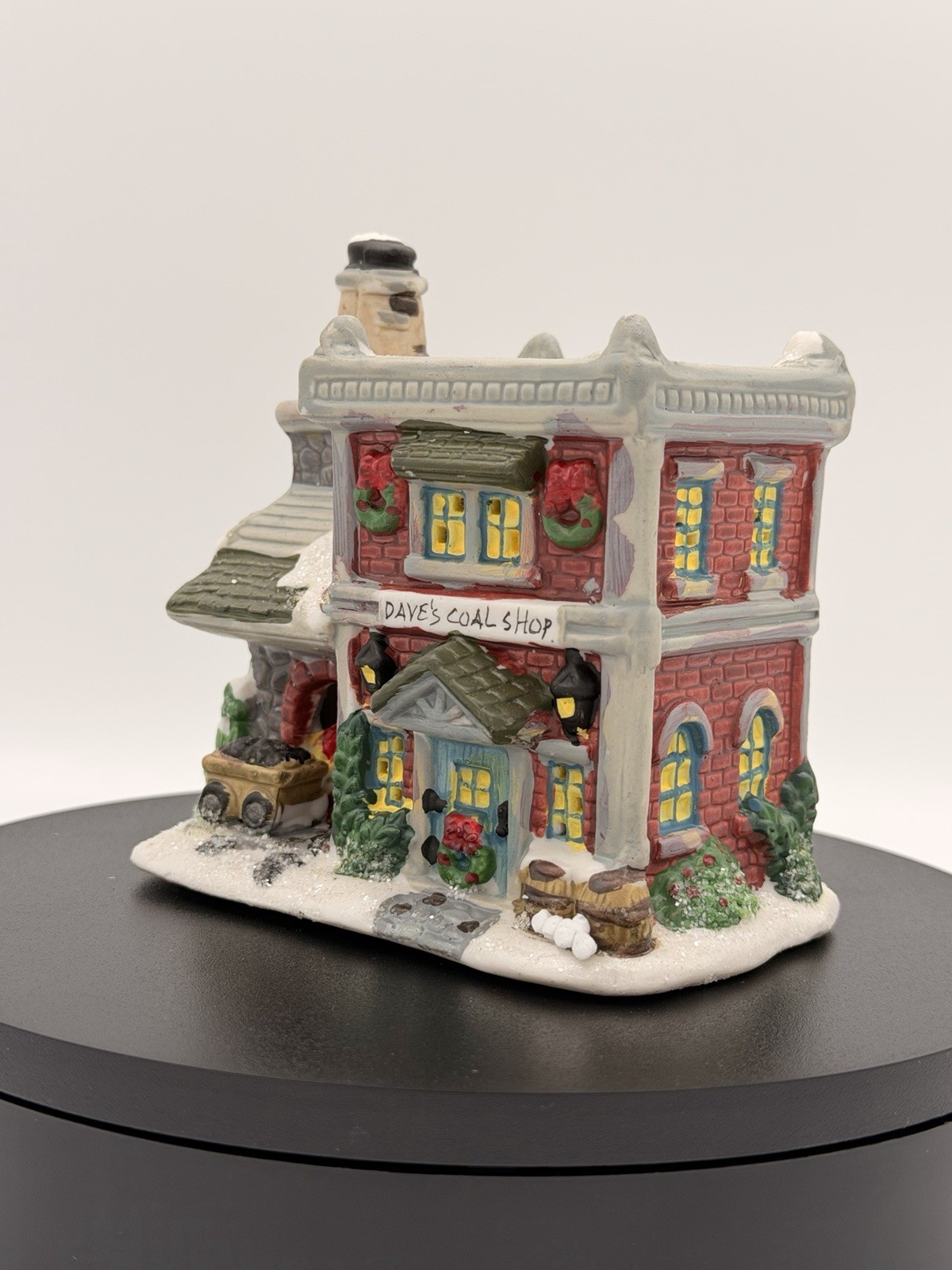 Cobblestone Corners 2004 Windham Heights Christmas Village Dave’s Coal Shop B31