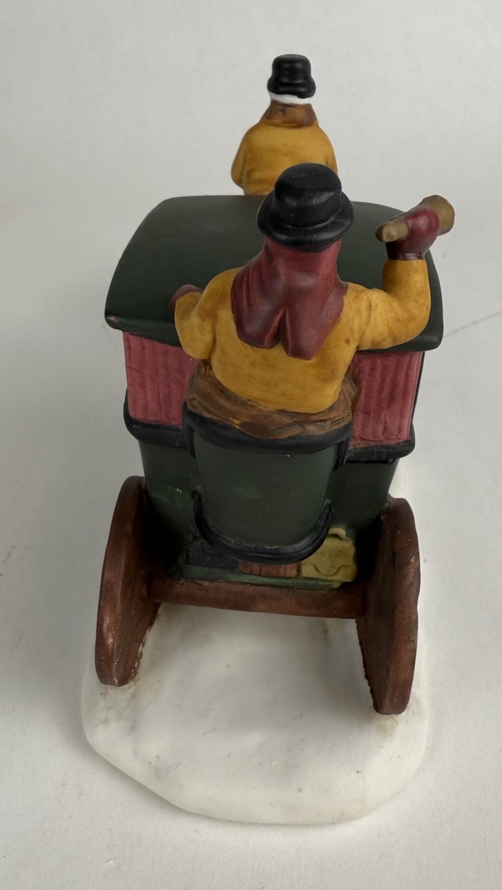 Vintage 1988 Dept 56 Heritage Village Collection Dover Coach Figurine #65900 EUC