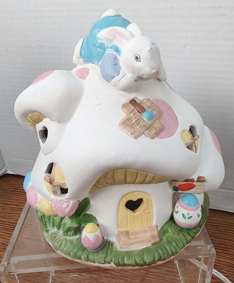 Pacific Rim VTG 1992 2305 Easter Ceramic Toadstool Bunny House Pre-Owned