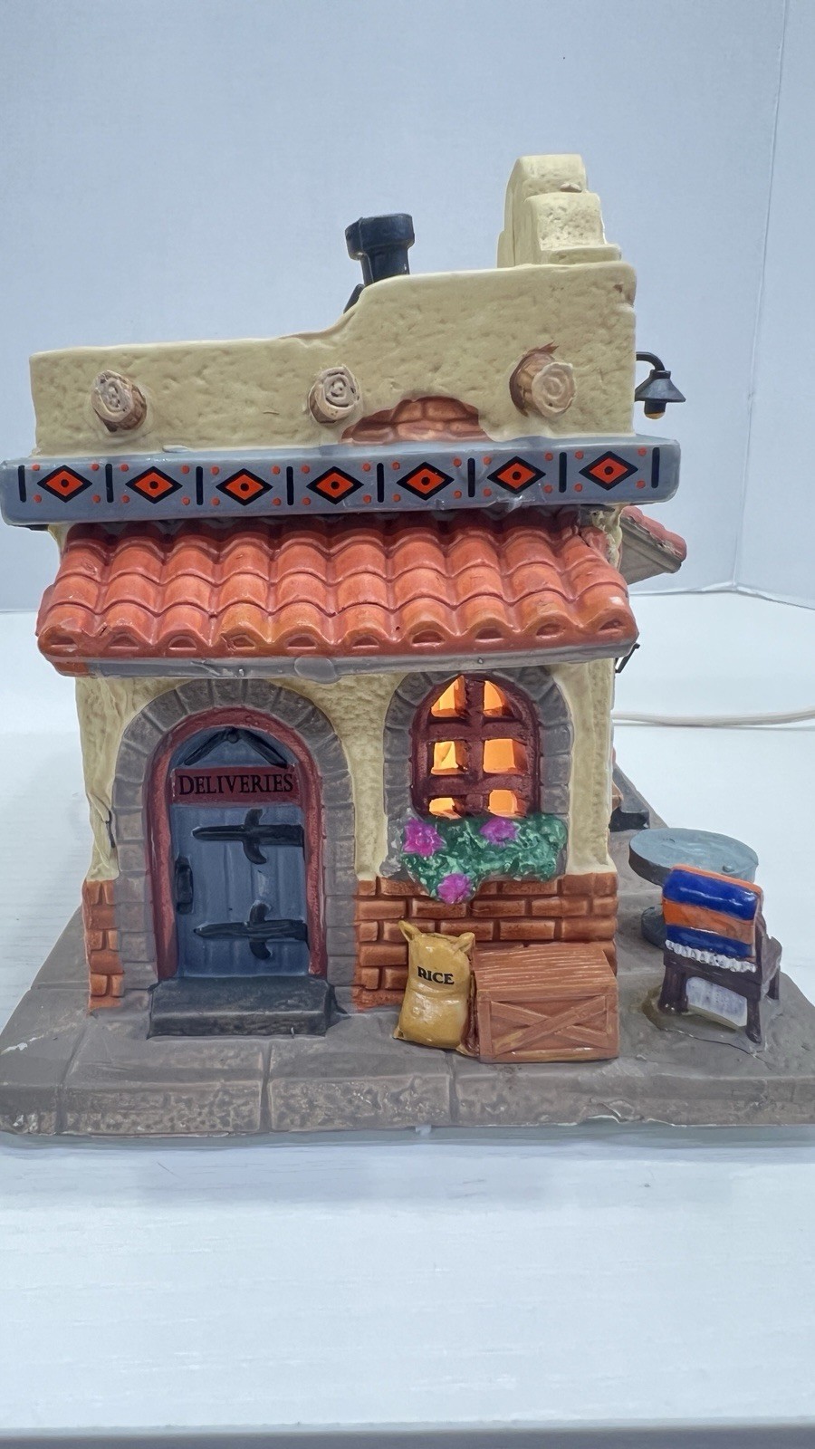 Lemax Holidays And Seasons Taco Shop “Taco Fiesta” 35577 Retired RARE And NEW !