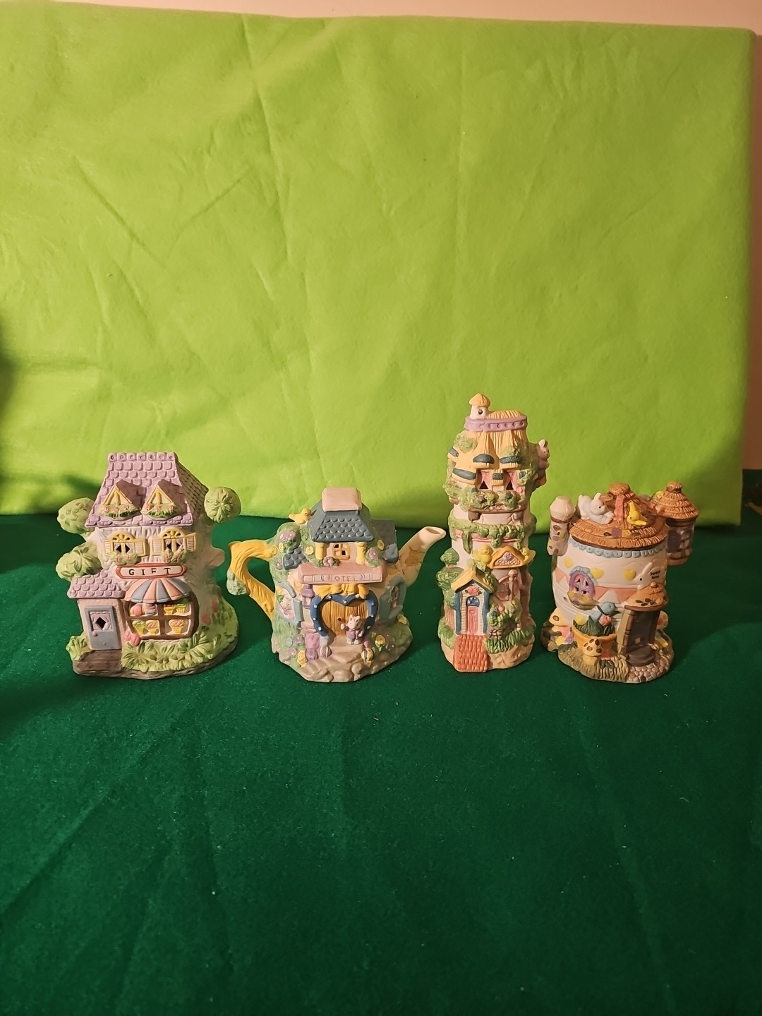Vintage Lot Of 4 Easter Village Houses.