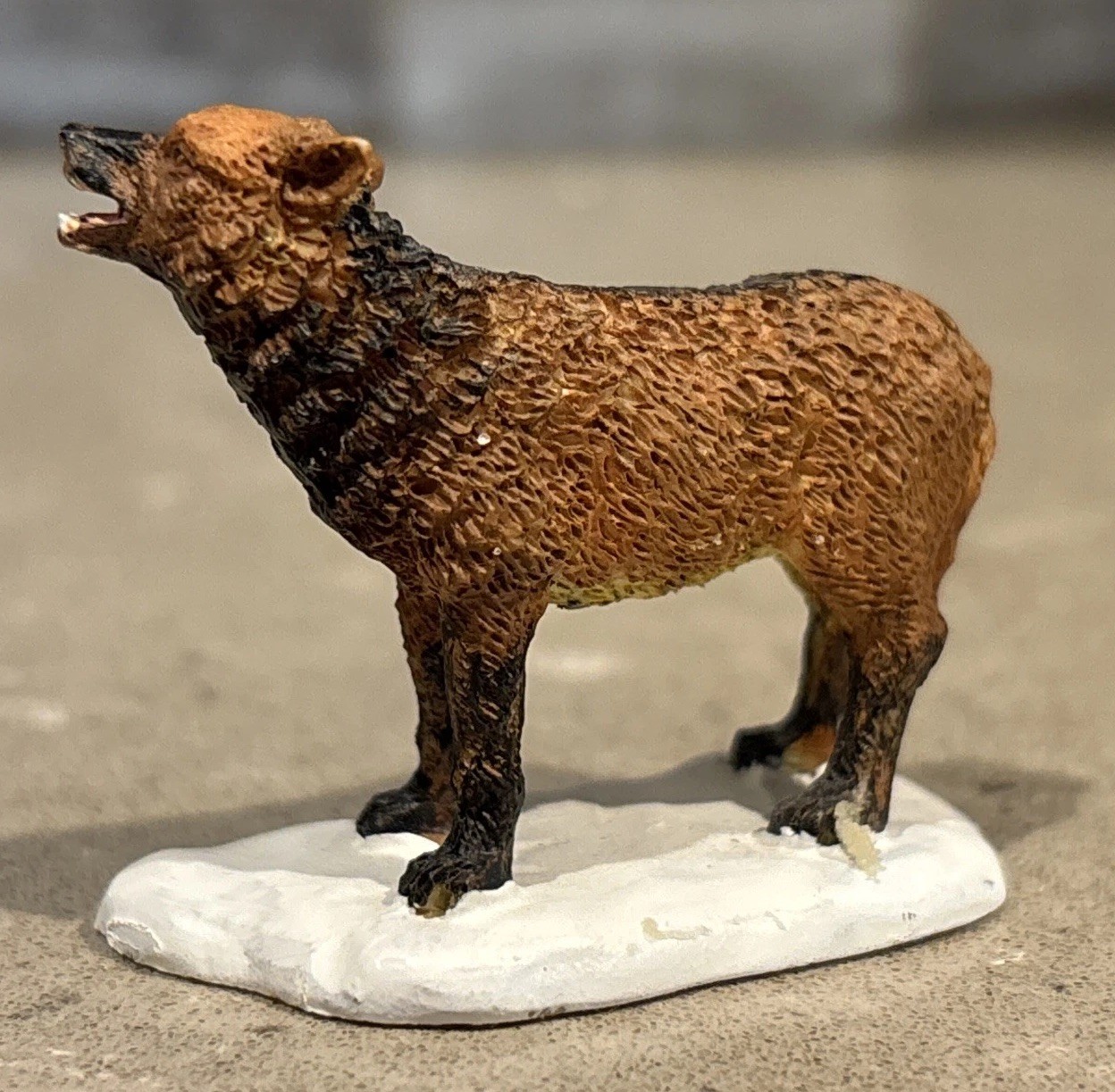 2001 Lemax Woodland Wolves Vail Village #12515 Enchanted Forest Wildlife