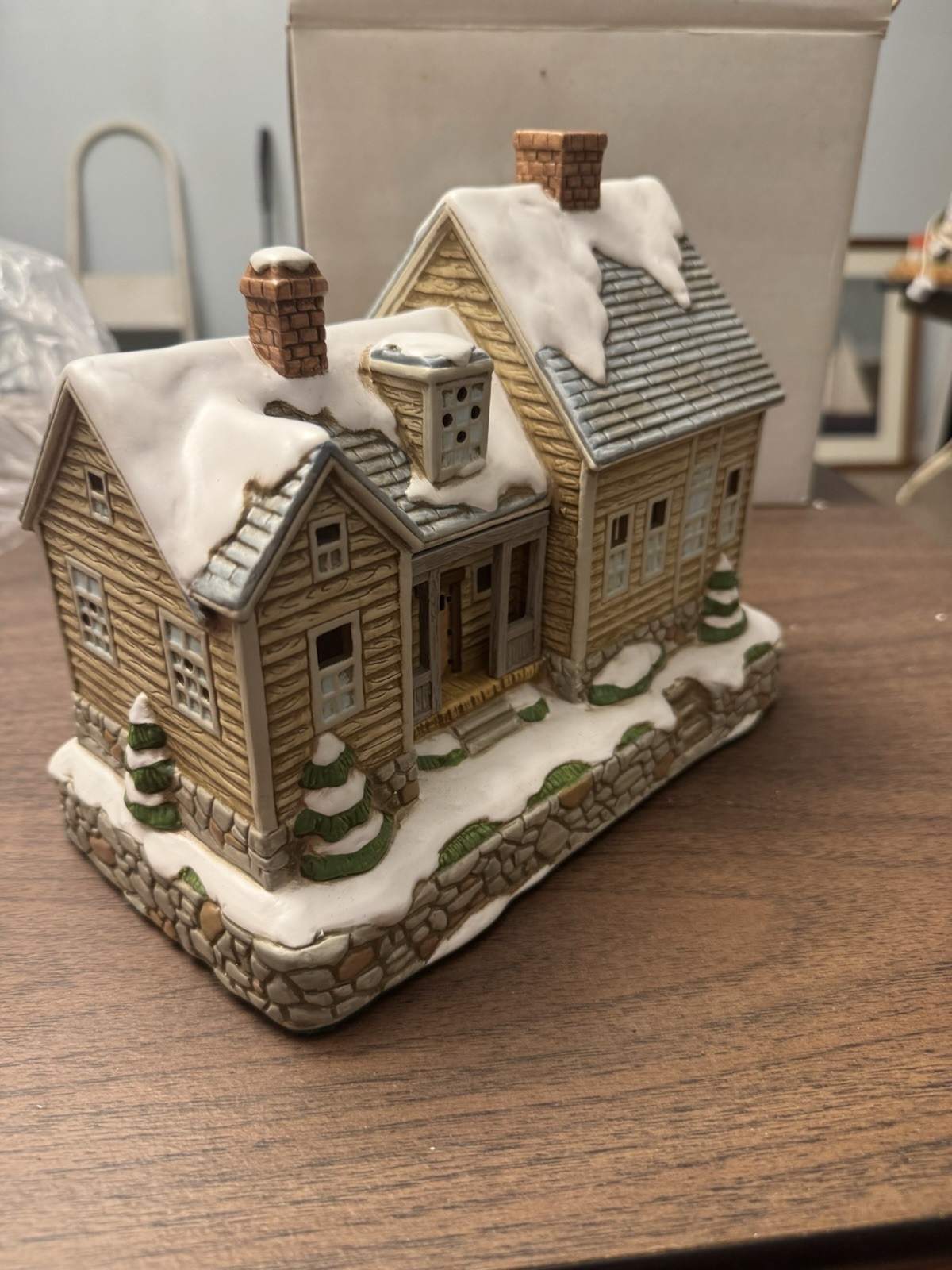 Lefton FELLOWSHIP PLACE 289 Limited Edition Numbered Colonial Village