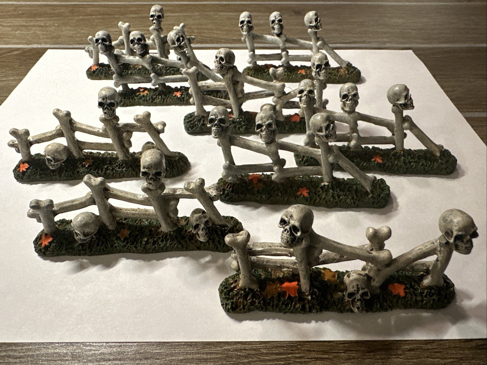 Lemax Spooky Town Bone Fence W/ Skull Posts Lot of 9 Halloween Decoration NEW NB