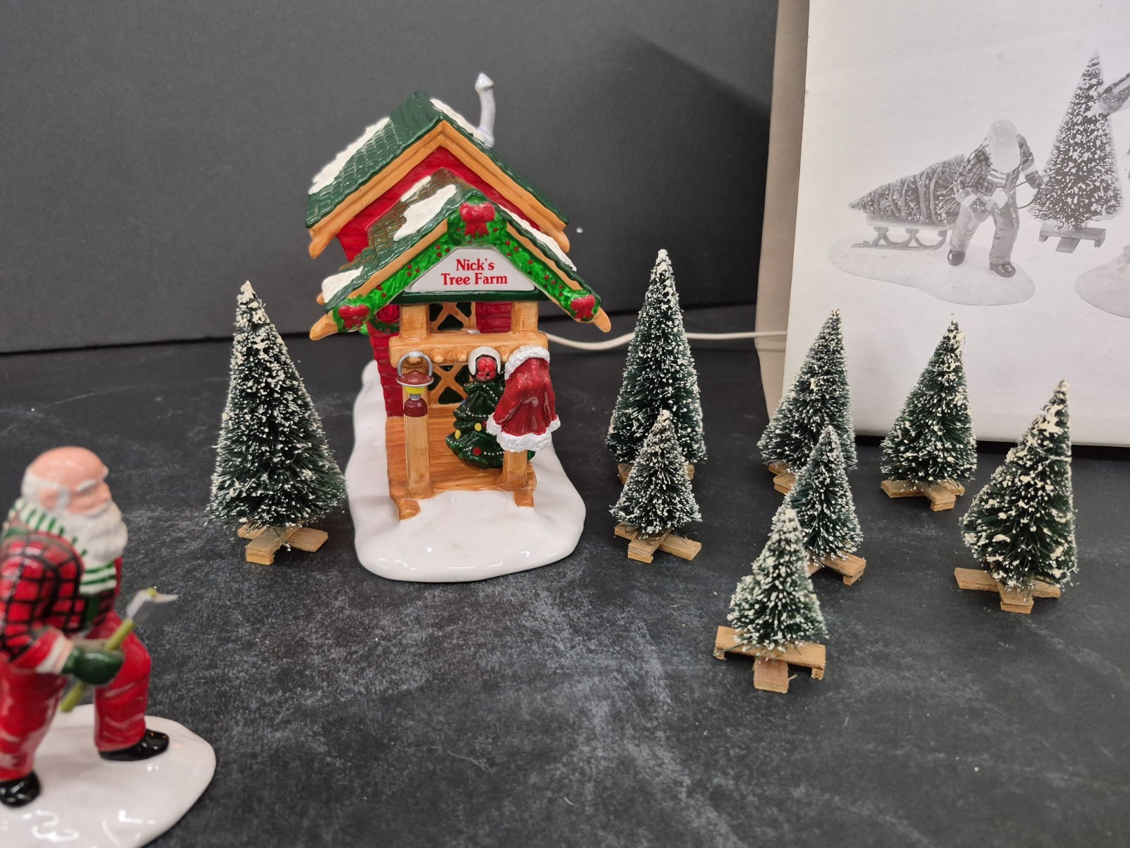 Dept 56 Snow Village Nick’s Tree Farm Set of 10 Lighted 1996 Nice! Tested Works