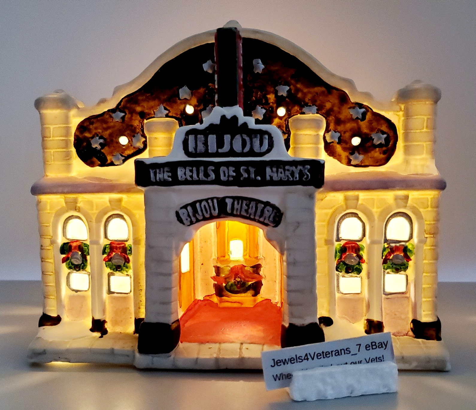 It’s a Wonderful Life Holiday Village 1993 -The Bijou Theatre of Bedford Falls💖