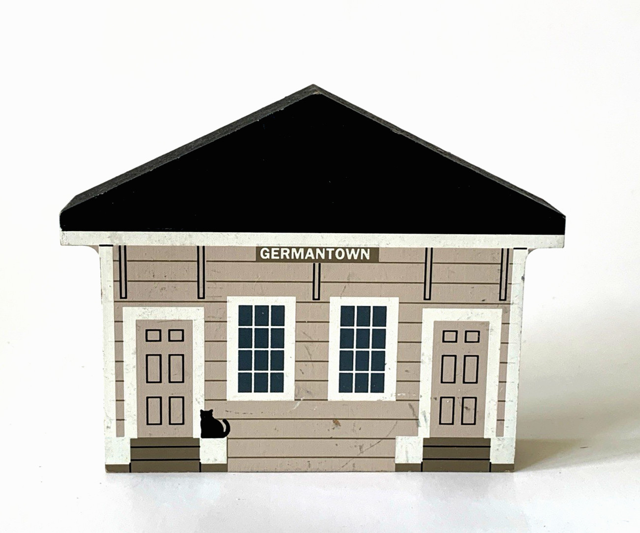 Cat’s Meow Germantown TN Train Depot 1995 Hand Painted Wood Signed Faline ’99
