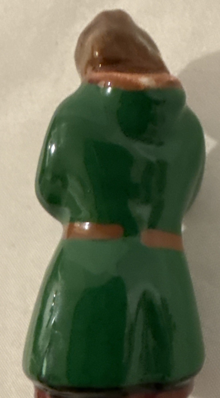 Dept 56 Looney Tunes Animation Film Festival Snow Village Christmas Read