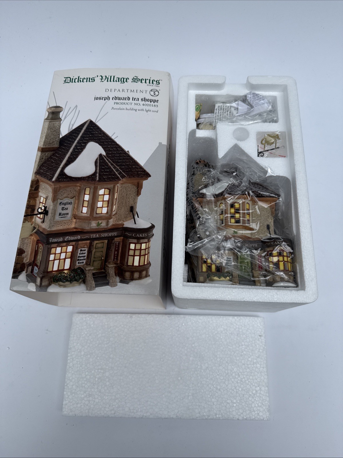 Department 56 Joseph Edward Tea Shoppe 4020183