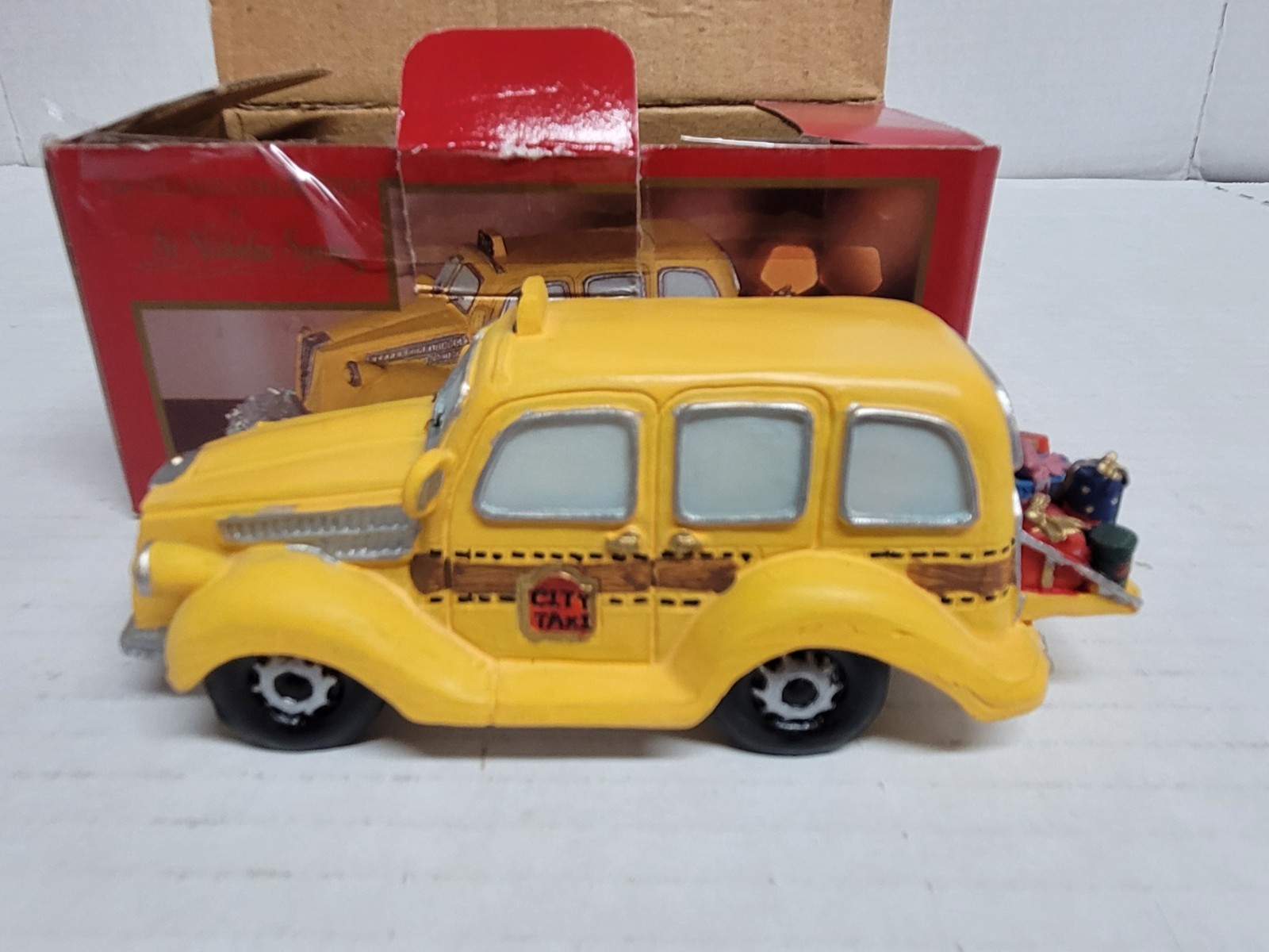 The Village Collection by St Nicholas Square Accessory CITY TAXI in original Box