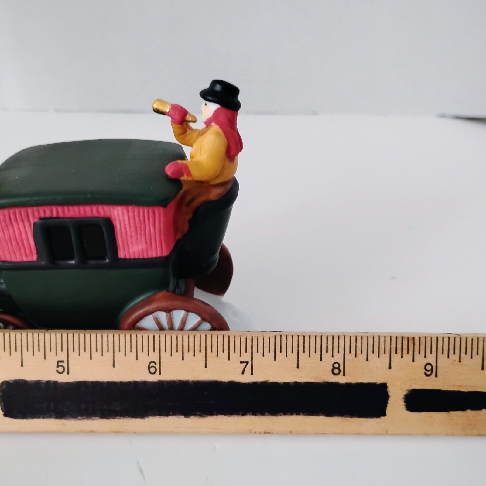 Dept. 56 Dickens Dover Coach 1987 Horse Drawn Carriage #6590-0