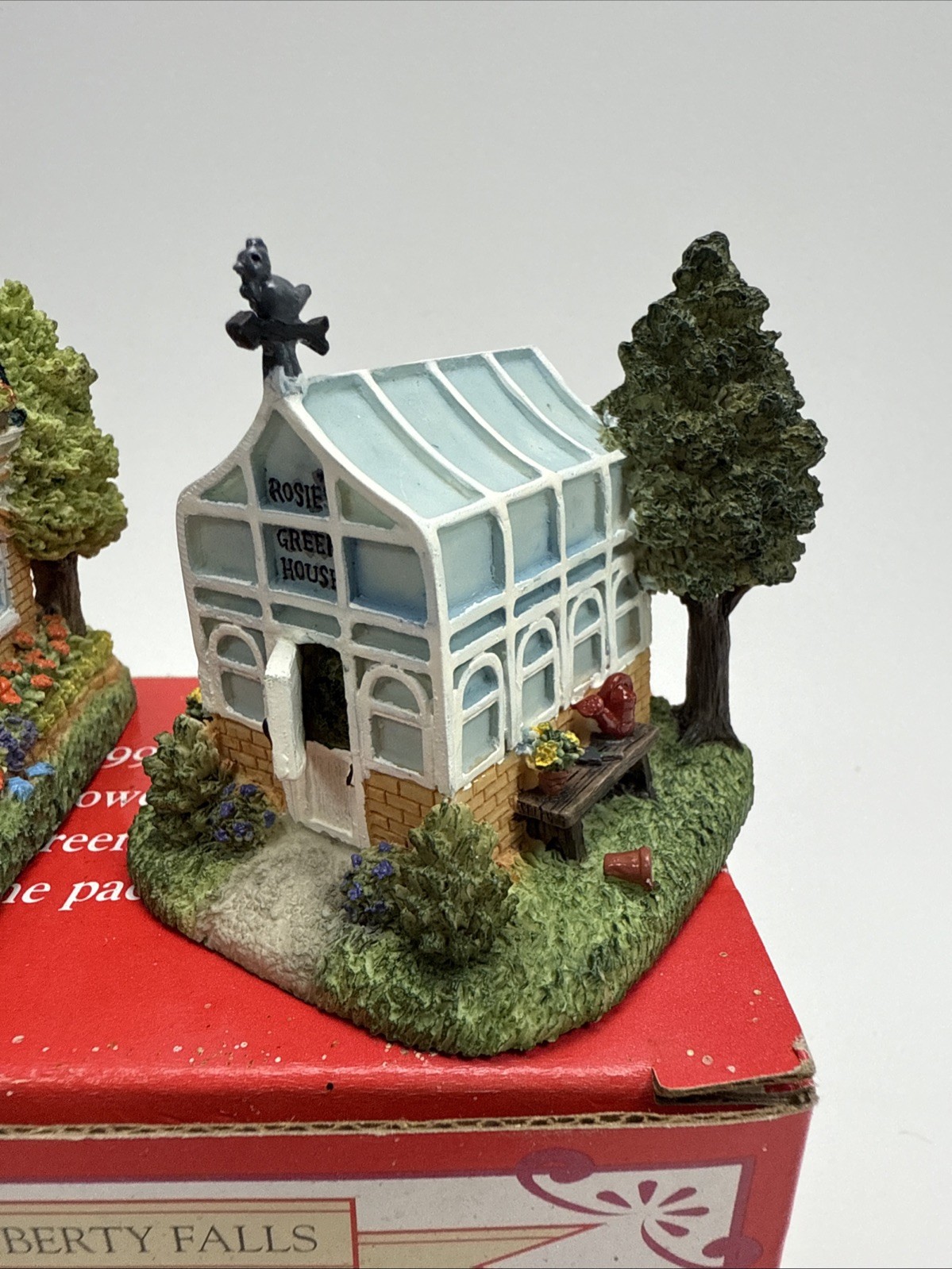 Liberty Falls Collection Rosie’s Flower Shop and Greenhouse HSE3