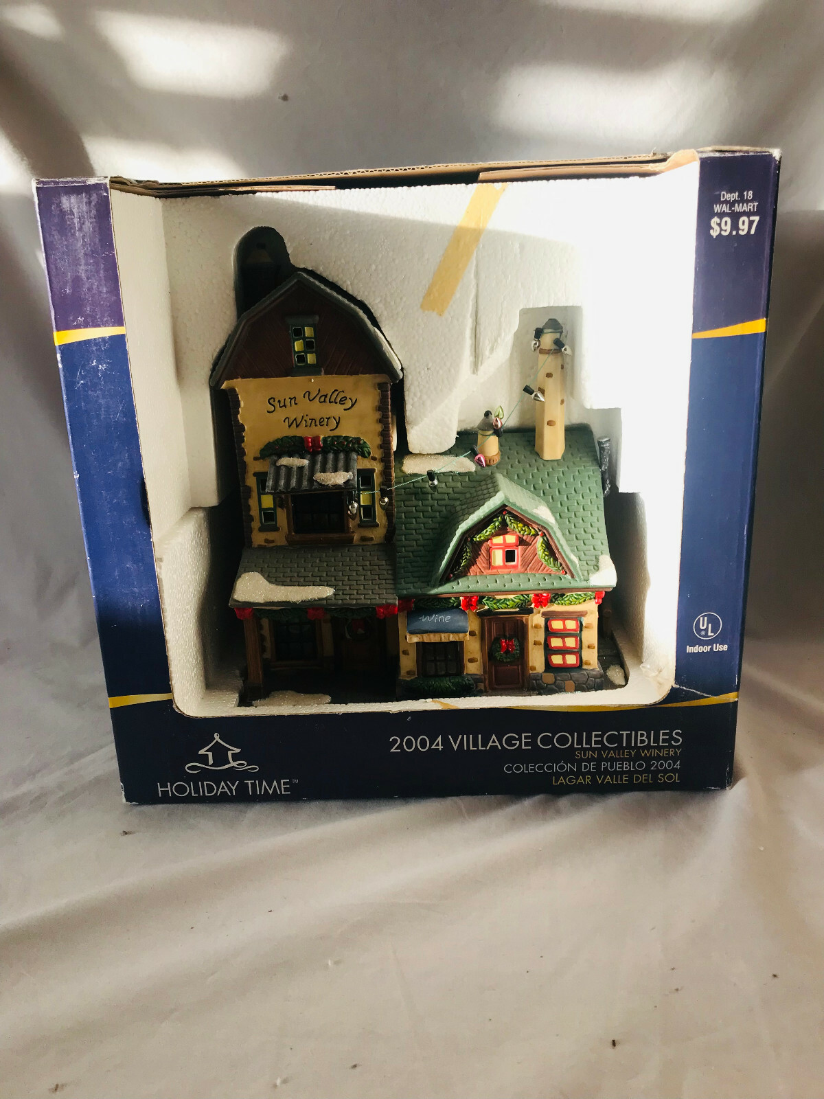 Vtg Holiday Time 2004 Village Collectibles. ~ Sun Valley Winery used in Box