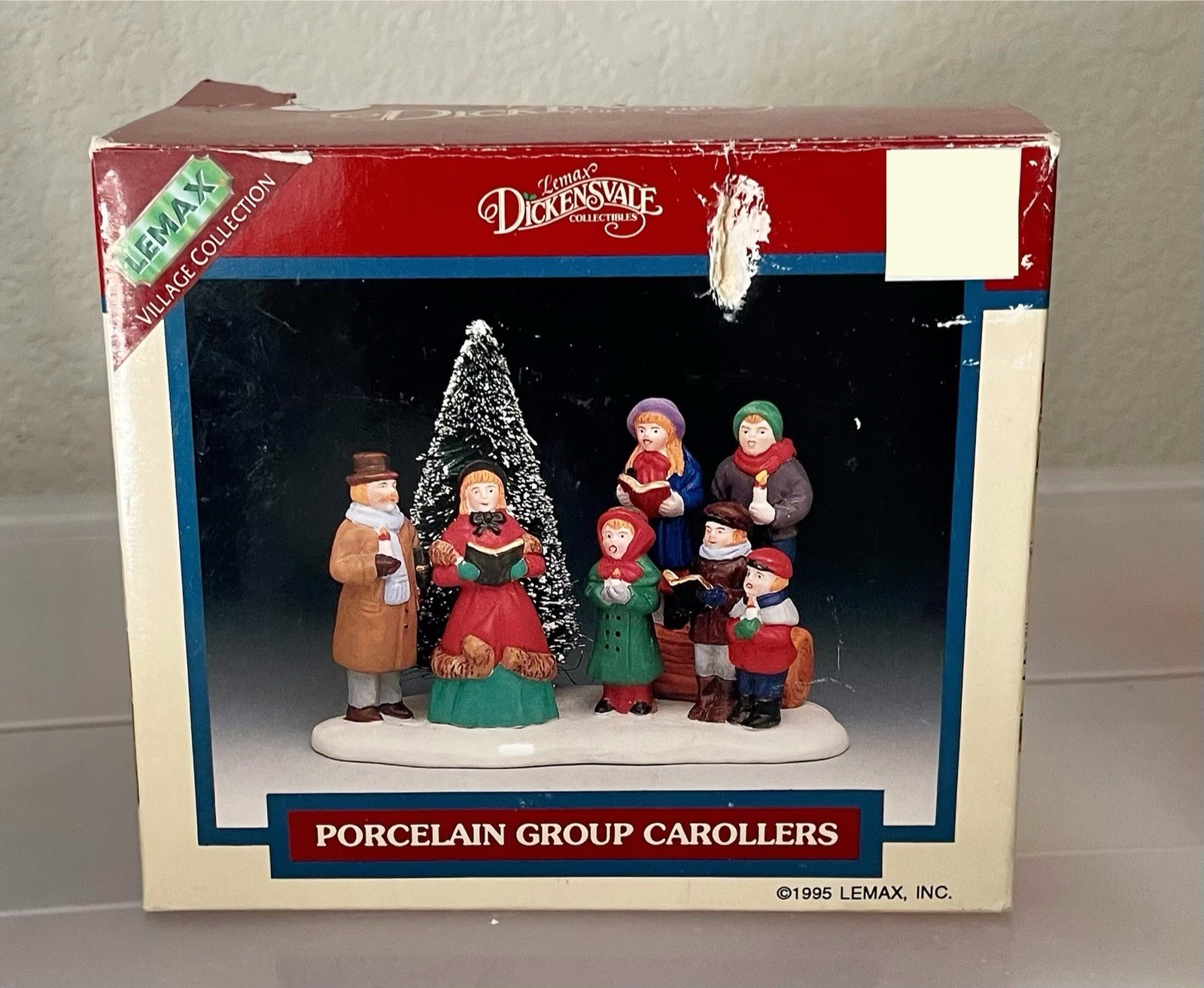 Department 56 Dickens Village Porcelain Group Carollers- With Box