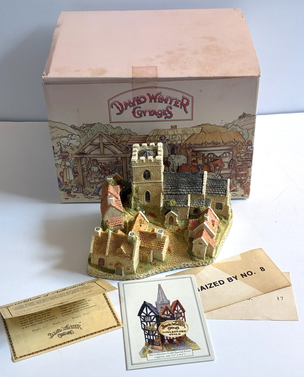 David Winter 1982 Cotswold Village Cottages Figurine in Box w/ COA and Papers