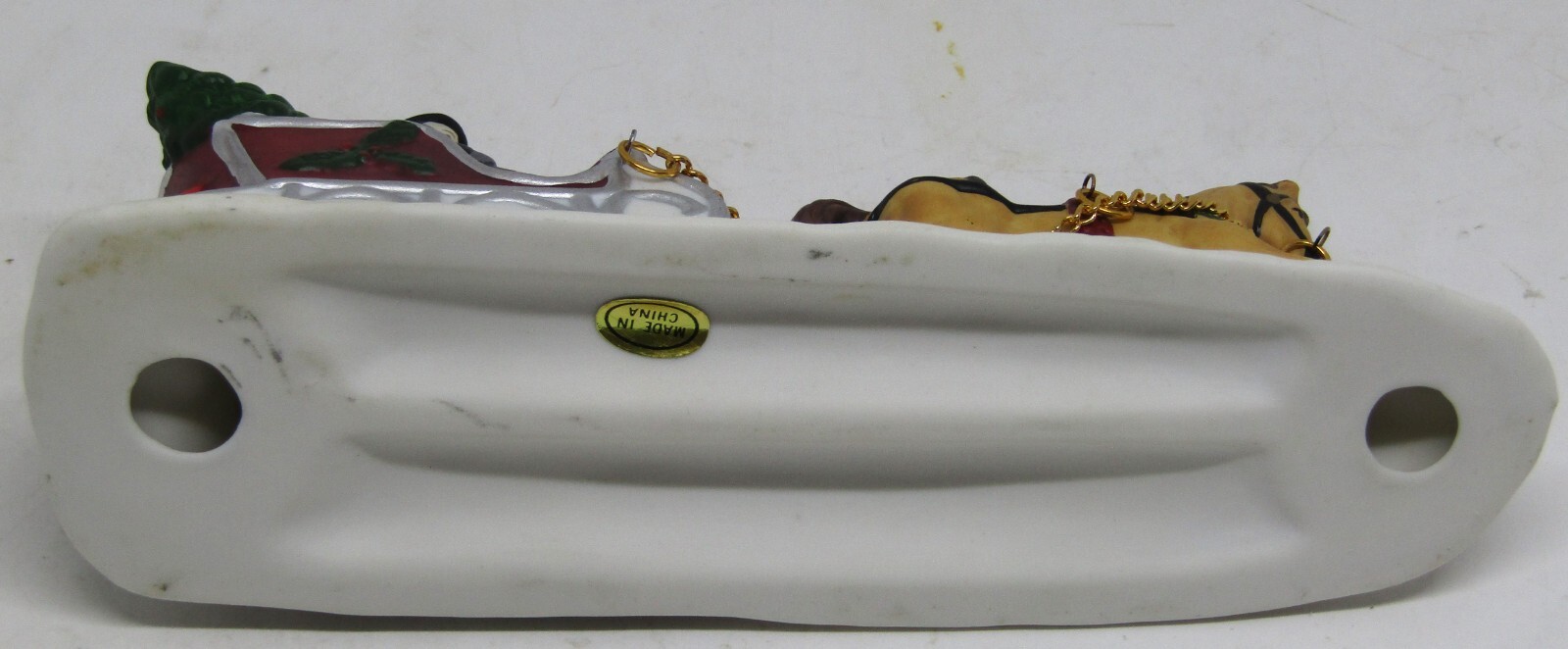 Vintage Victorian Old Towne Ceramic Horse Drawn Carriage.