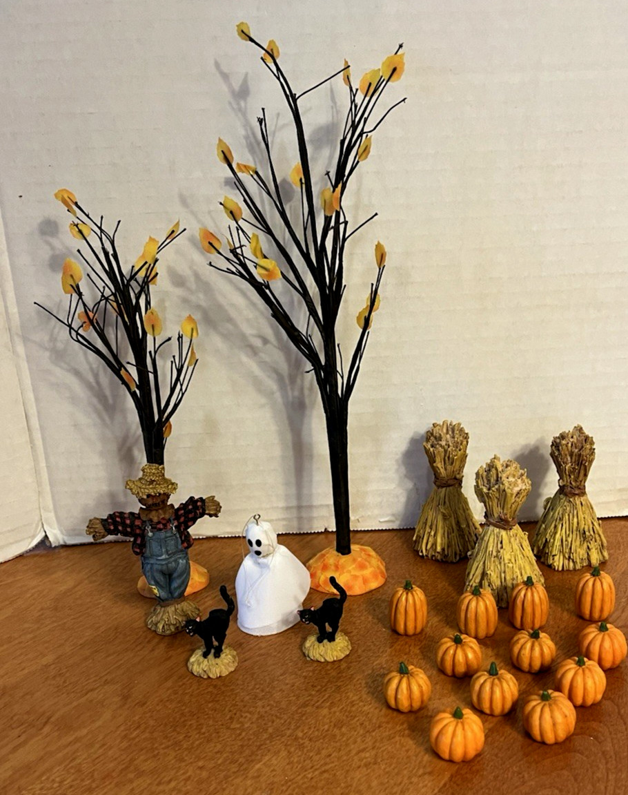 Dept 56 Halloween Village 22 Piece Set Complete Ghost Trees Black Cats Pumpkins